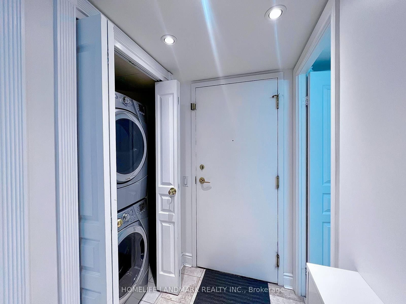 5 Northtown Way, Unit 809 - Image 5