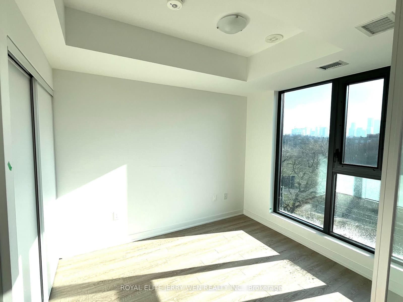 250 Lawrence Avenue W, Unit 613 - Image 6