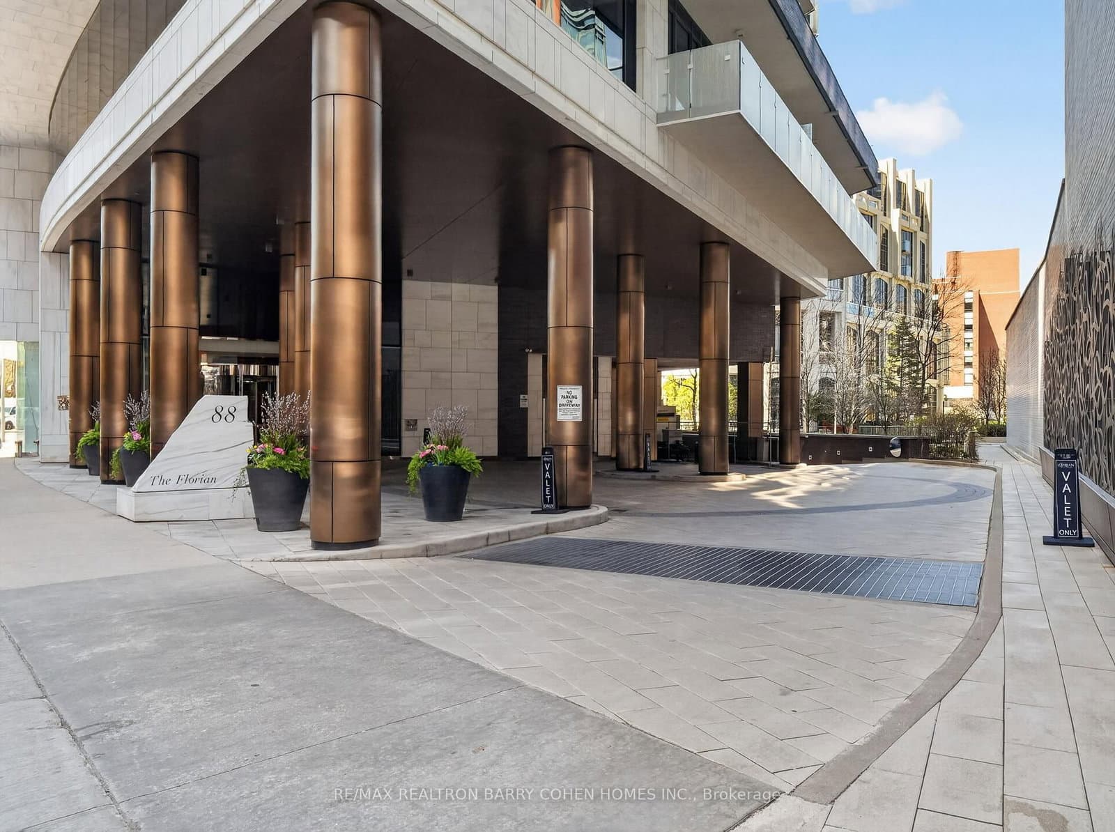 88 Davenport Road, Unit 1202 - Image 2