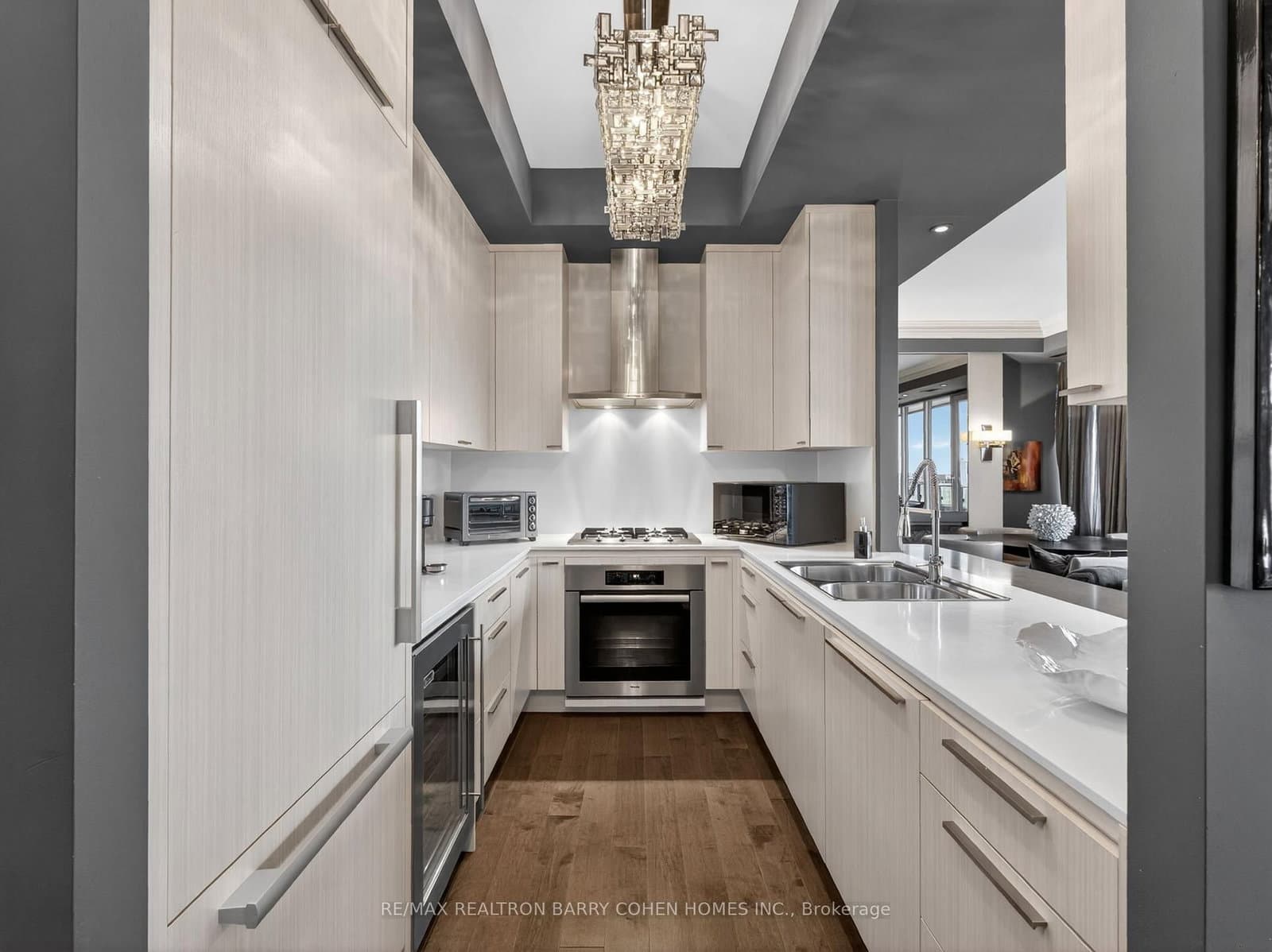 88 Davenport Road, Unit 1202 - Image 6