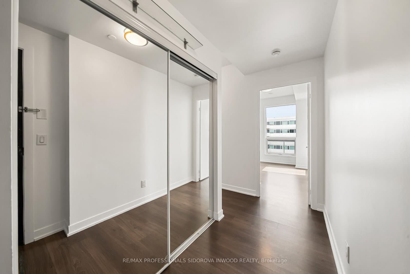 225 Sackville Street, Unit 703 - Image 5