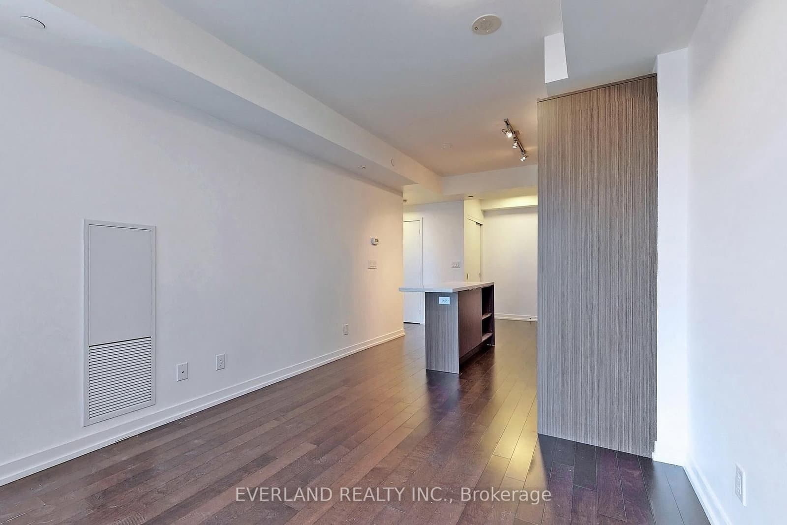 21 Widmer Street, Unit 1507 - Image 2