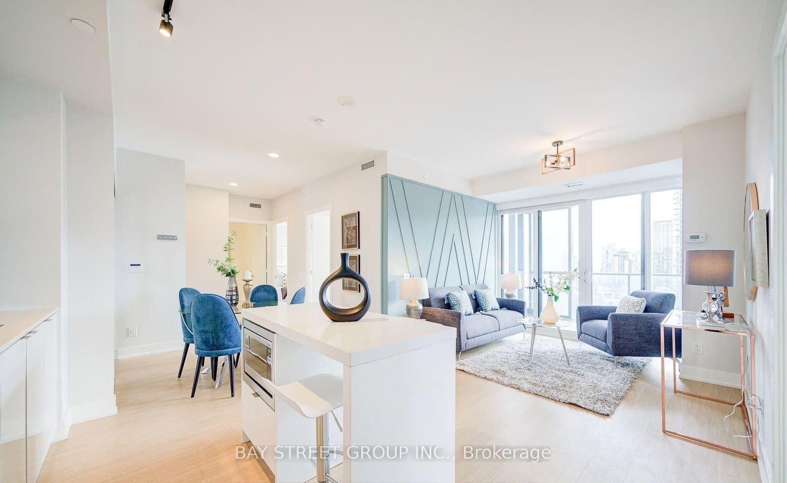 7 Grenville Street, Unit 3211 - Image 6