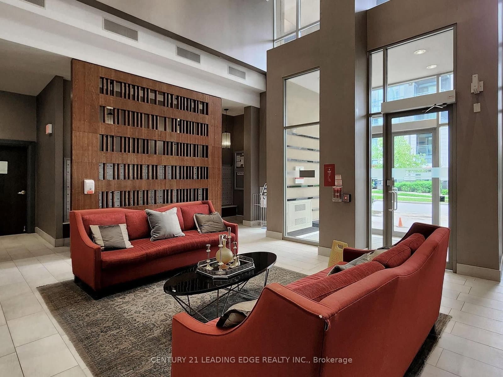 18 Kenaston Garden, Unit 1601 - Image 5