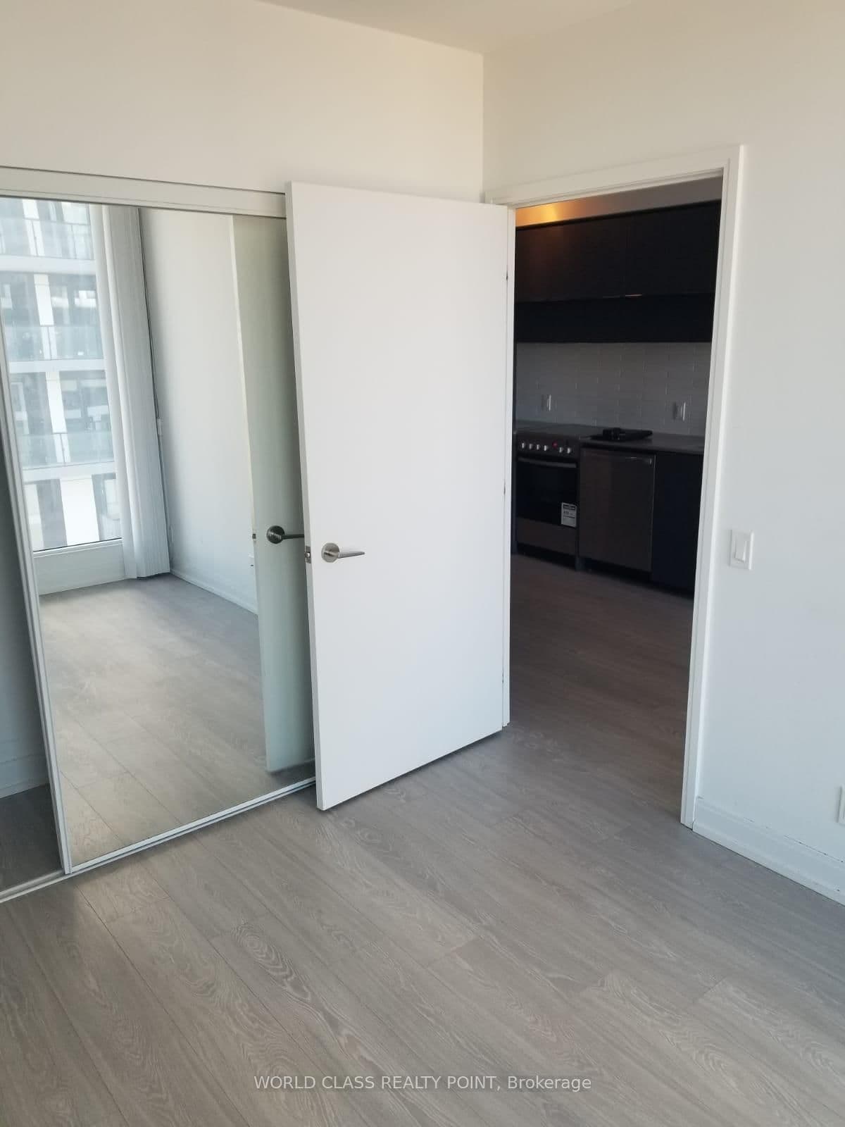 181 Dundas Street E, Unit 4702 - Image 6