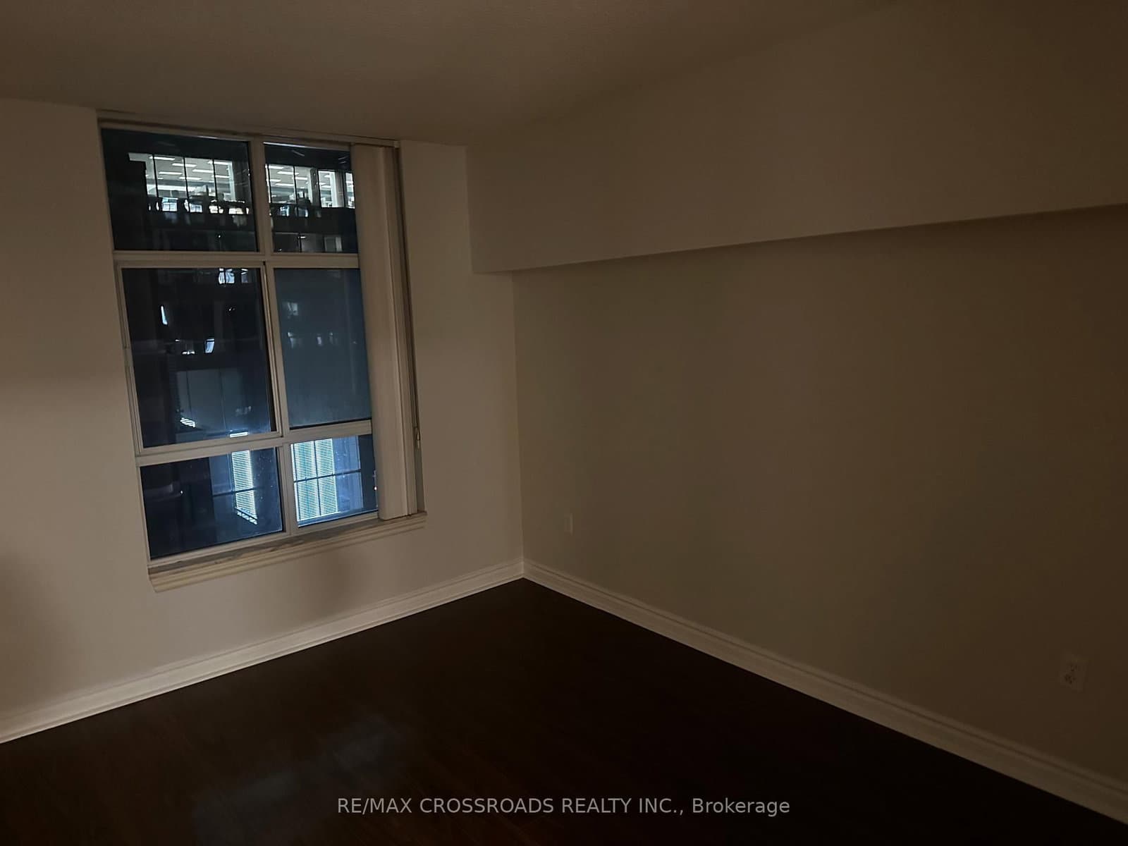 105 Victoria Street, Unit 1003 - Image 6