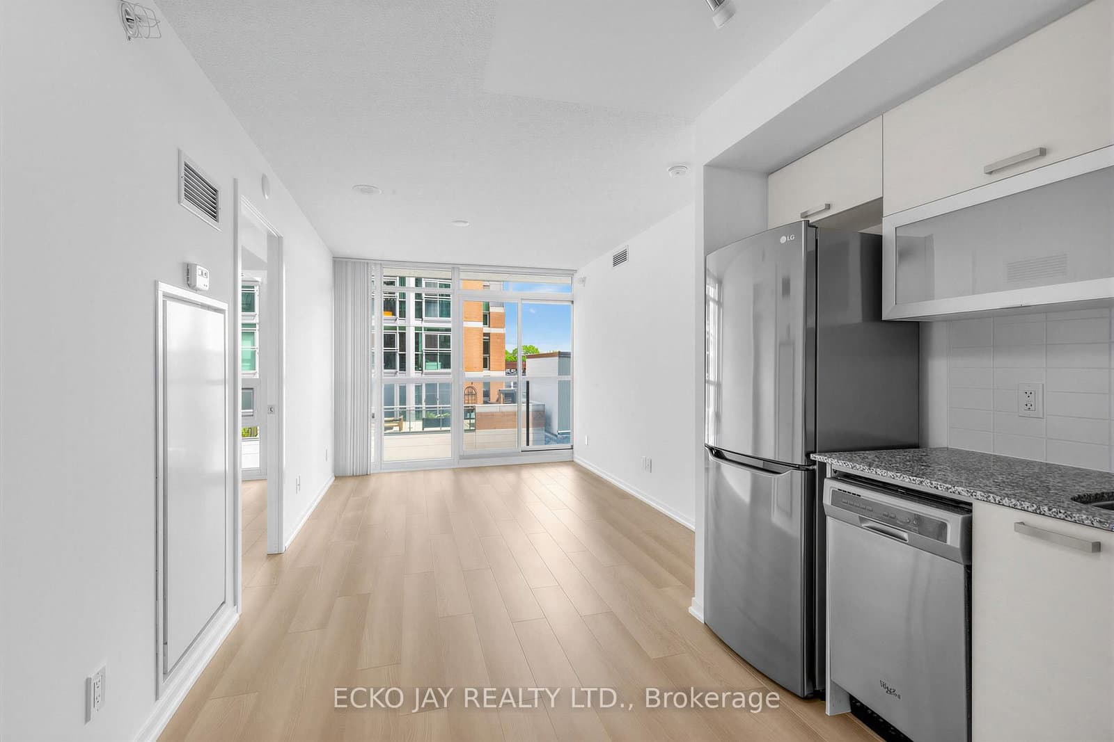 68 Abell Street, Unit 528 - Image 4