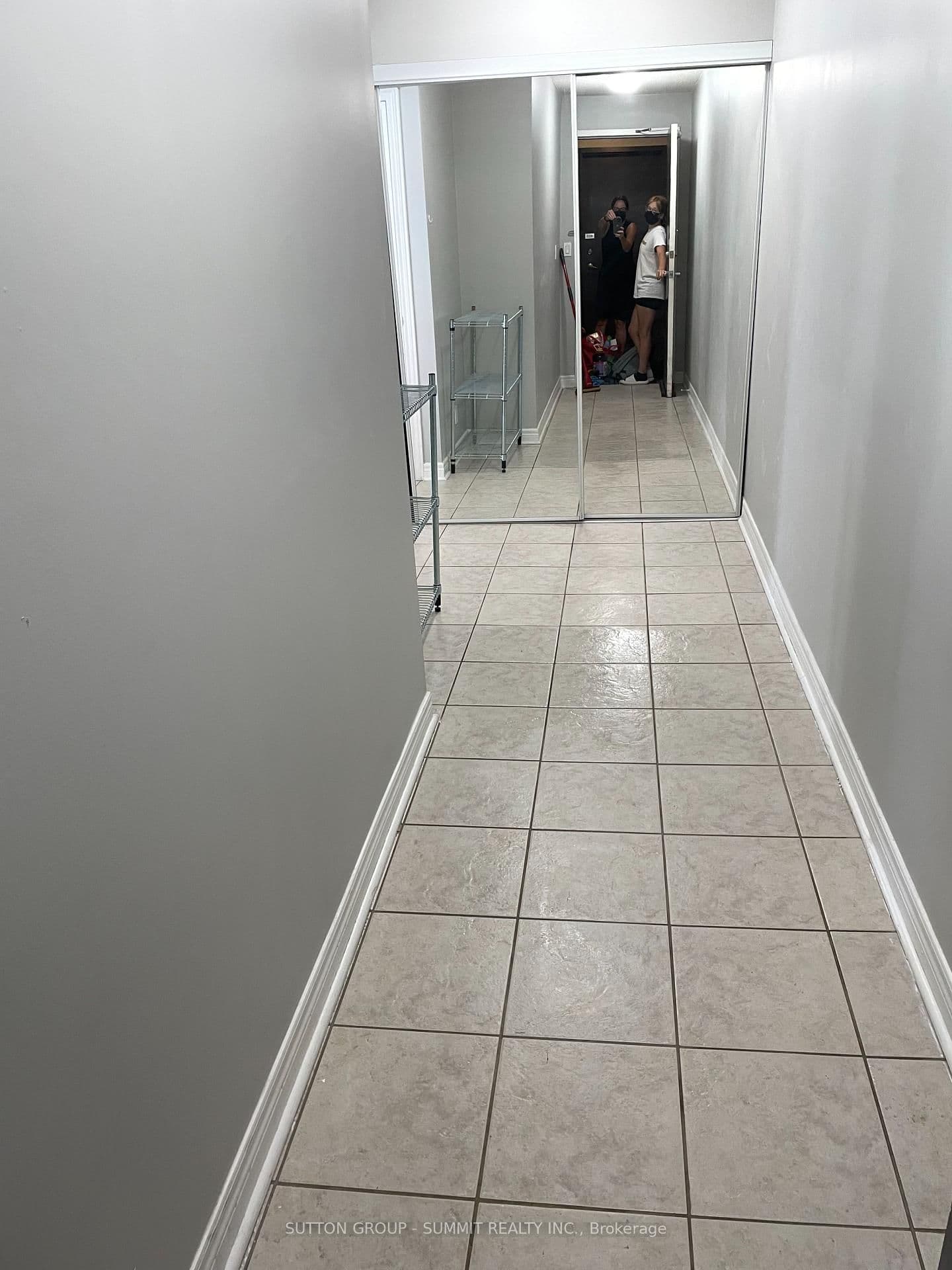 225 Wellesley Street E, Unit 805 - Image 4