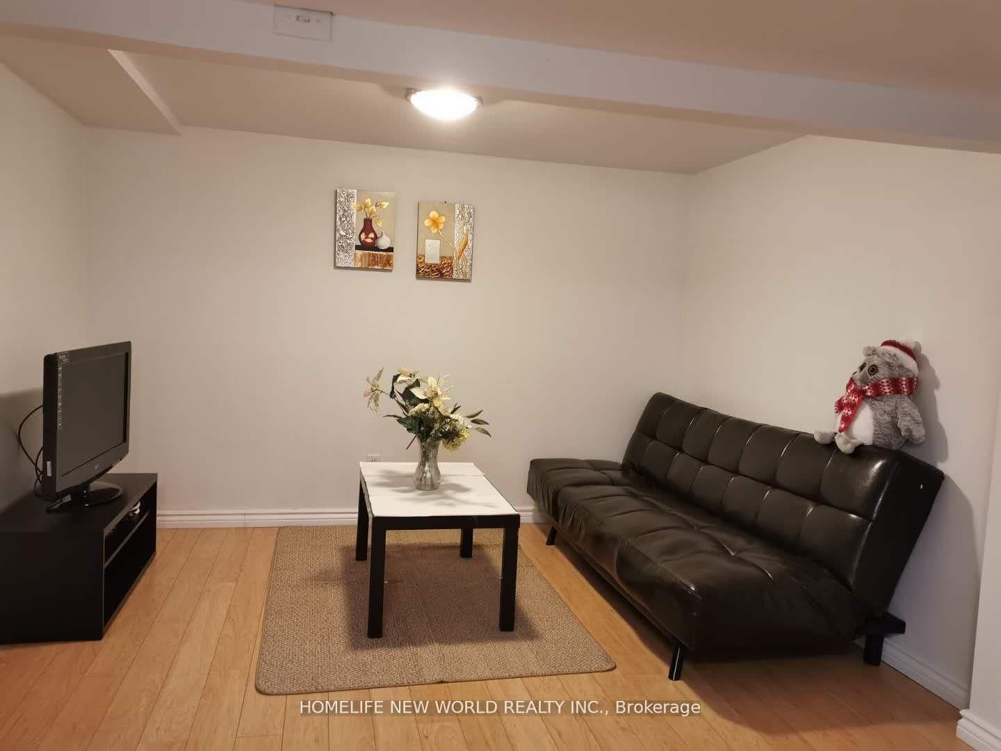 54 Painswick Crescent - Image 2