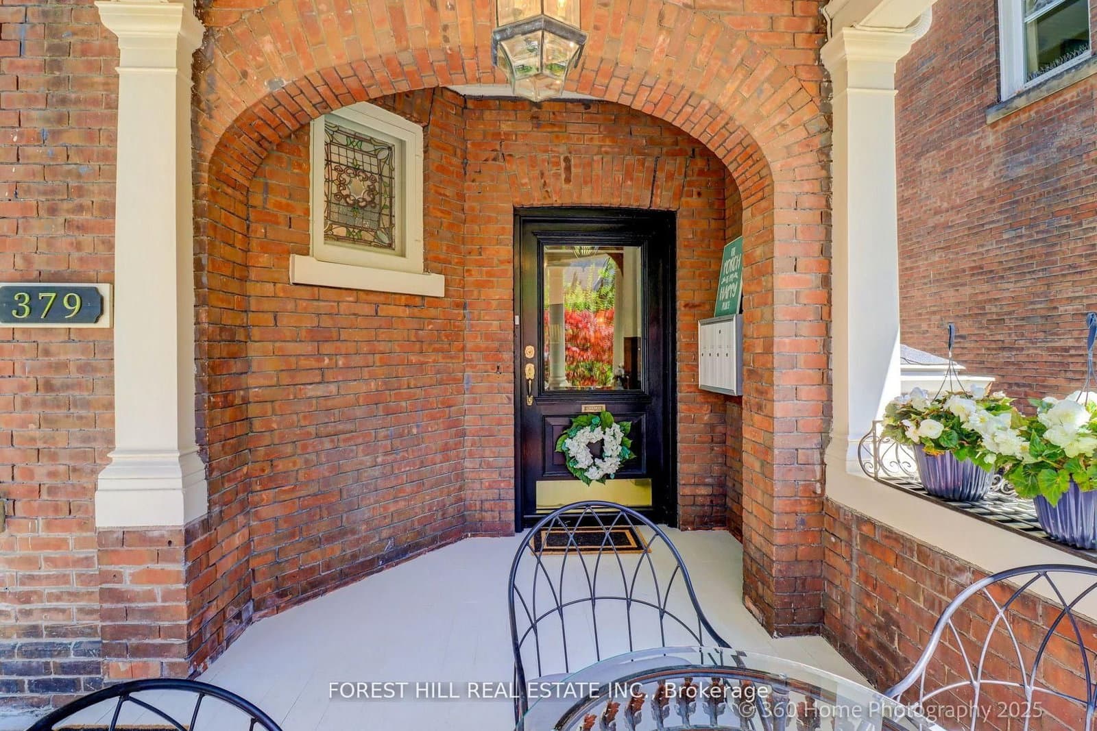 379 Huron Street - Image 5