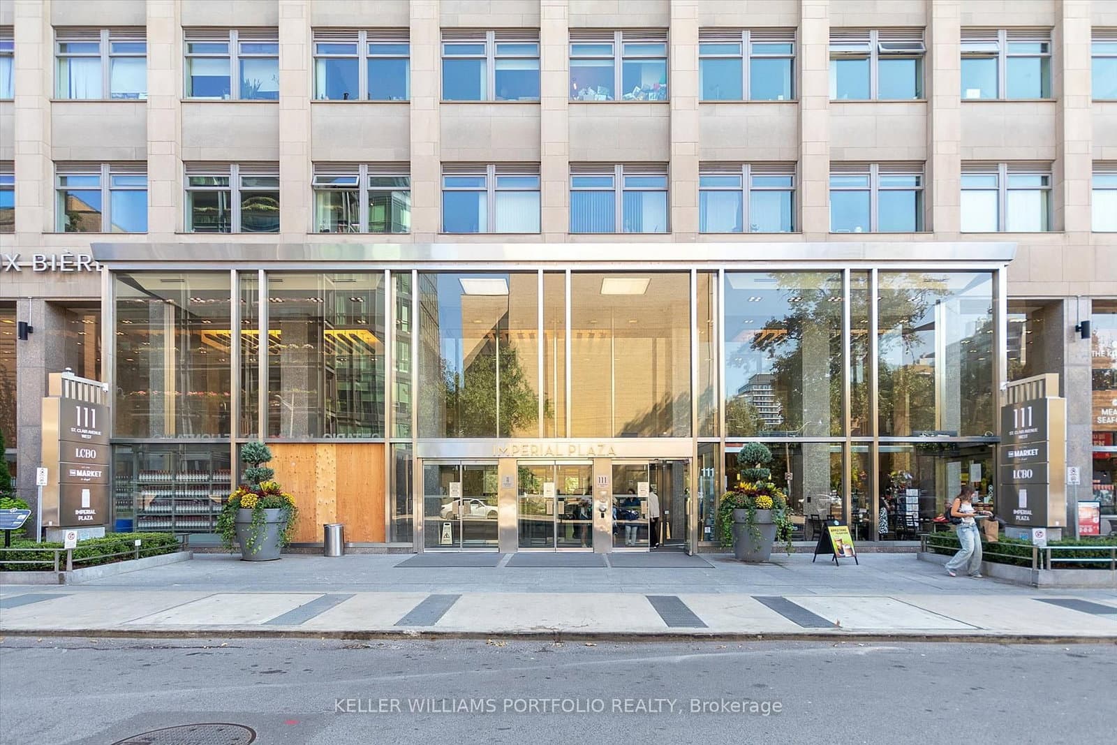 111 St Clair Avenue W, Unit 932 - Image 3