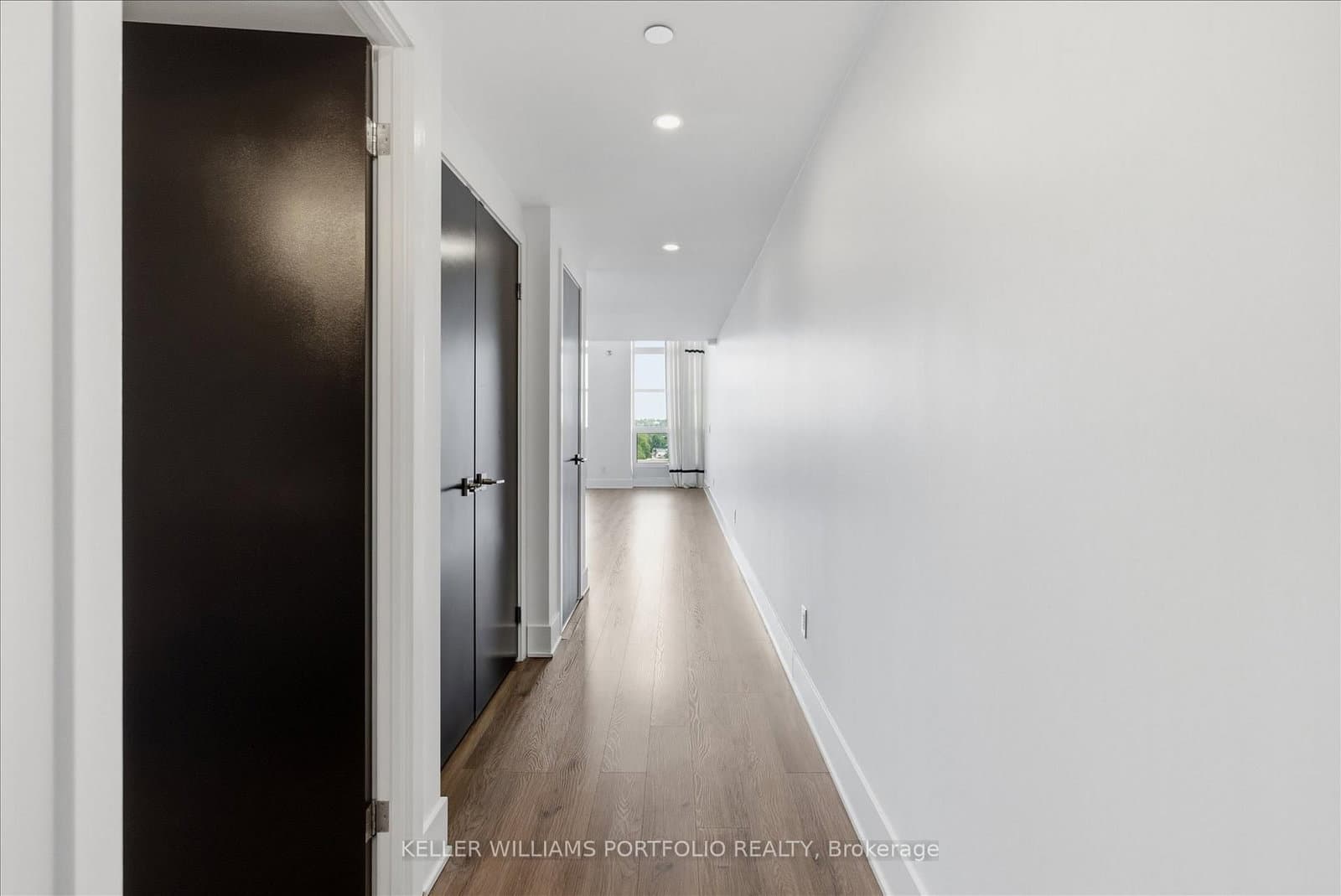 111 St Clair Avenue W, Unit 932 - Image 5