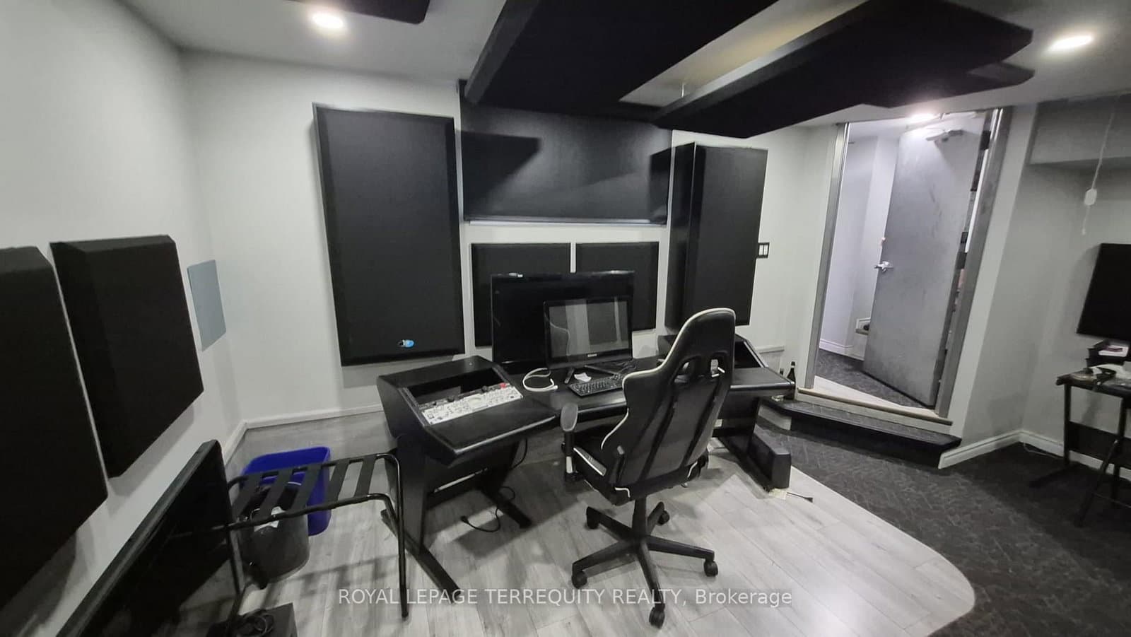 293 Eglinton Avenue E, Unit Lower - Image 4