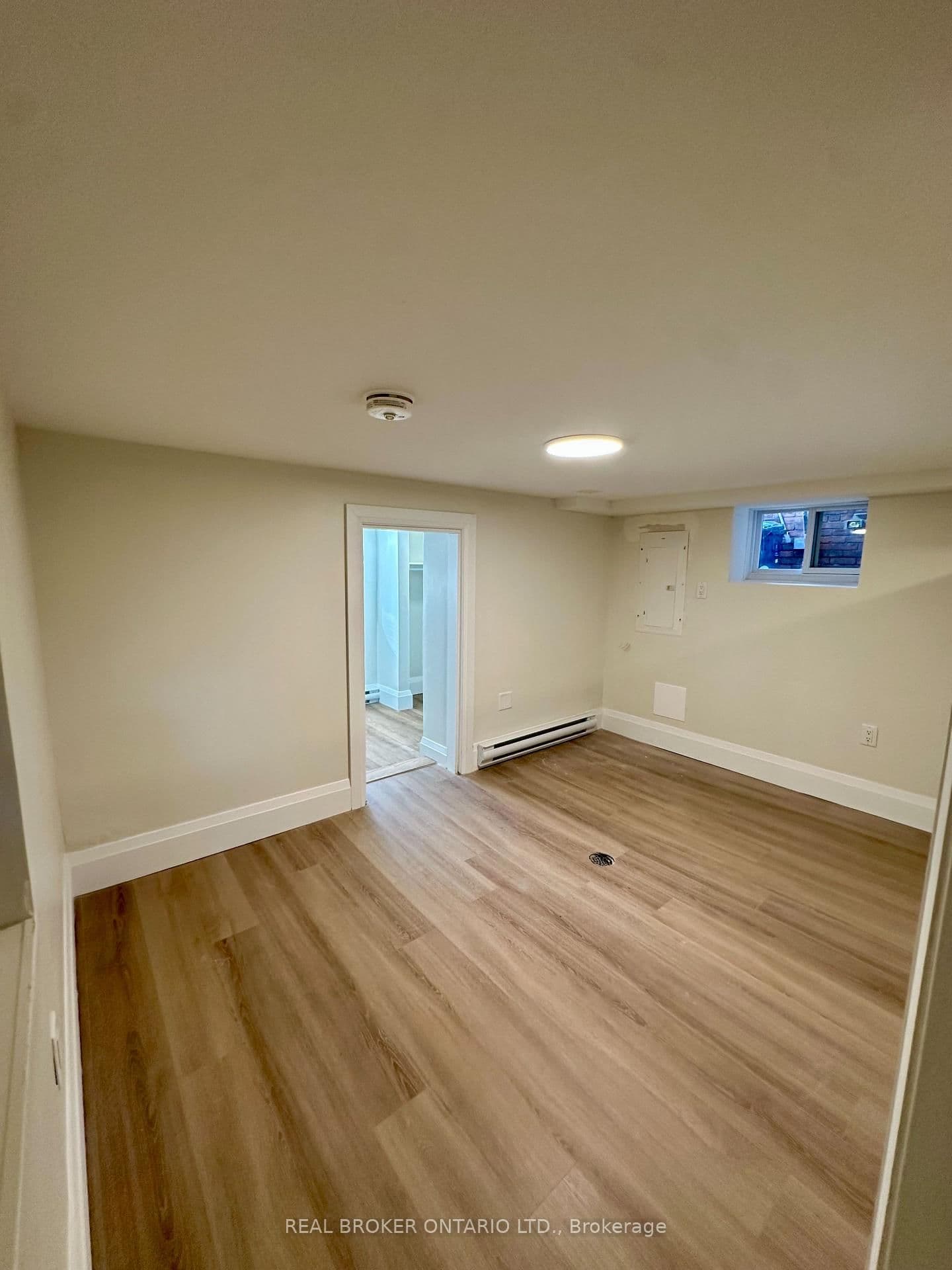 659 Vaughan Road, Unit 3 - Image 5
