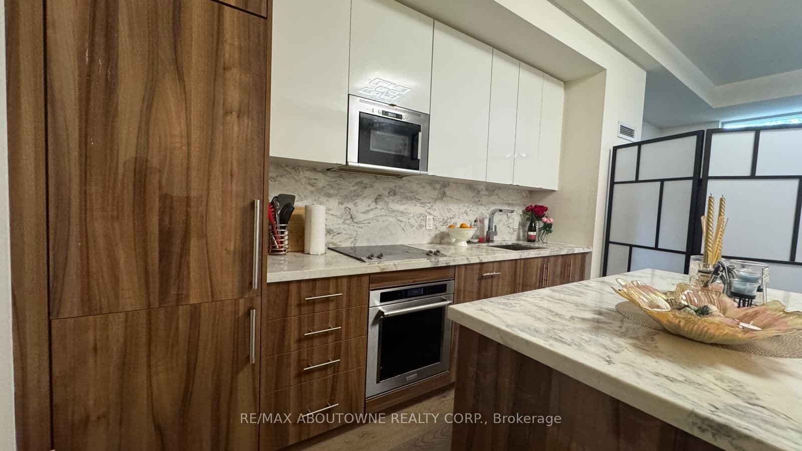 330 Richmond Street W, Unit 207 - Image 5