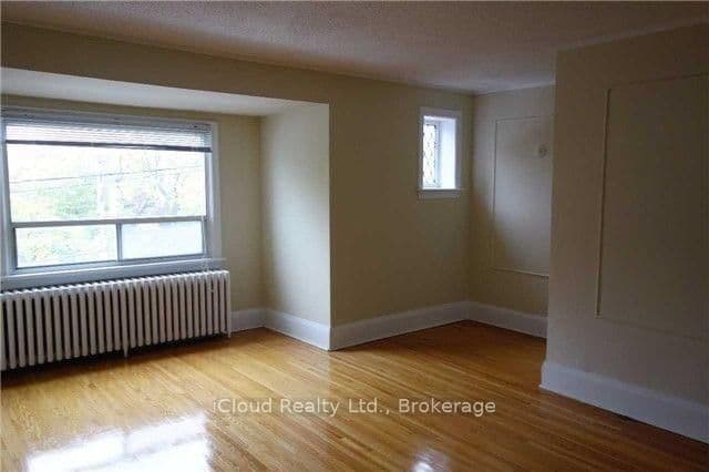 1162 Avenue Road W, Unit Upper - Image 4