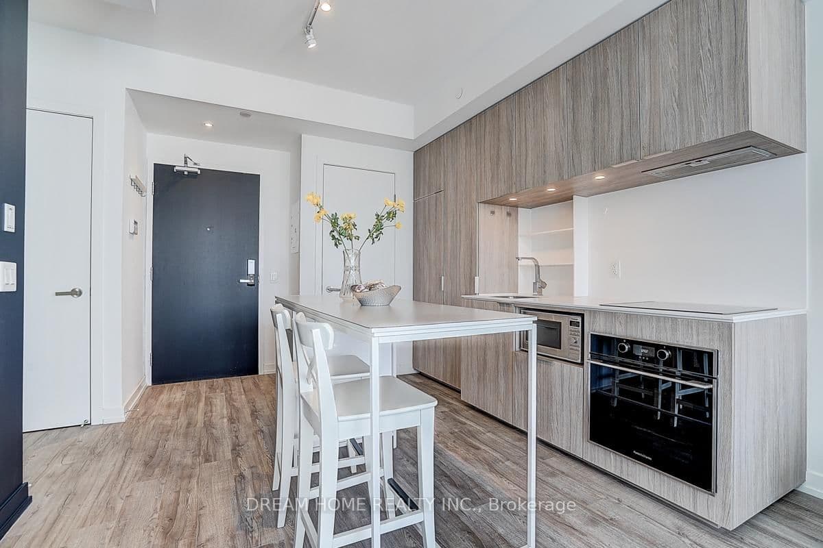 77 Shuter Street, Unit 2611 - Image 4