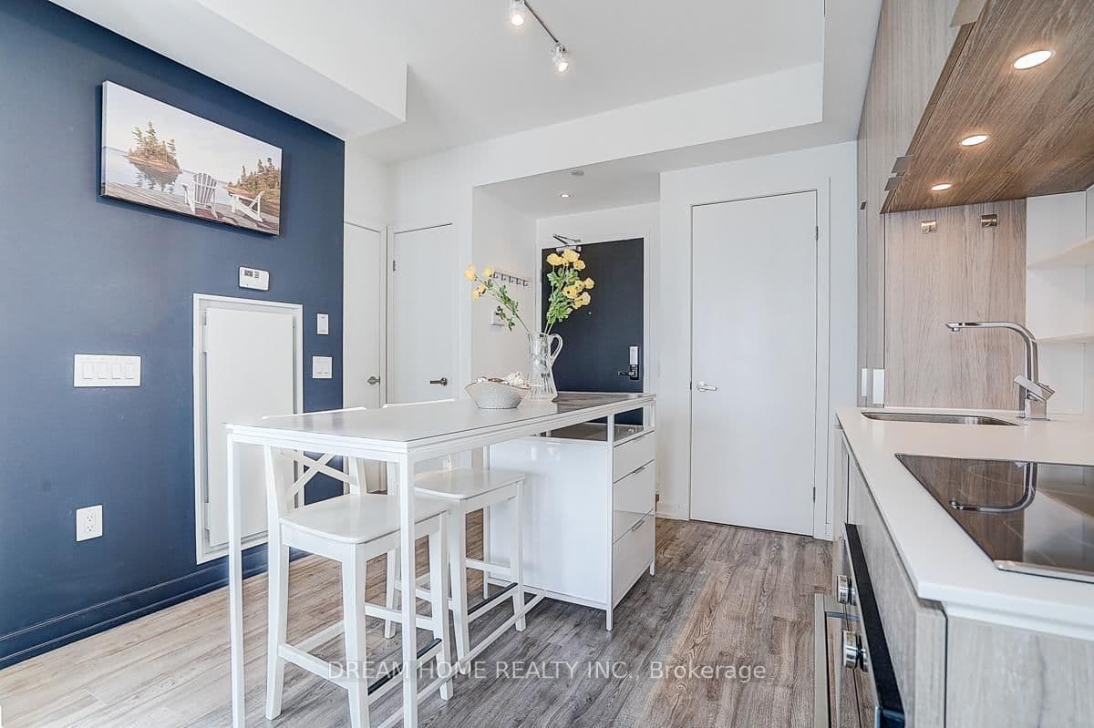 77 Shuter Street, Unit 2611 - Image 6