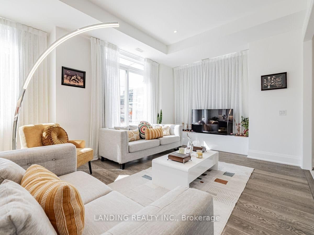 17 Greenbriar Road, Unit 1 - Image 3