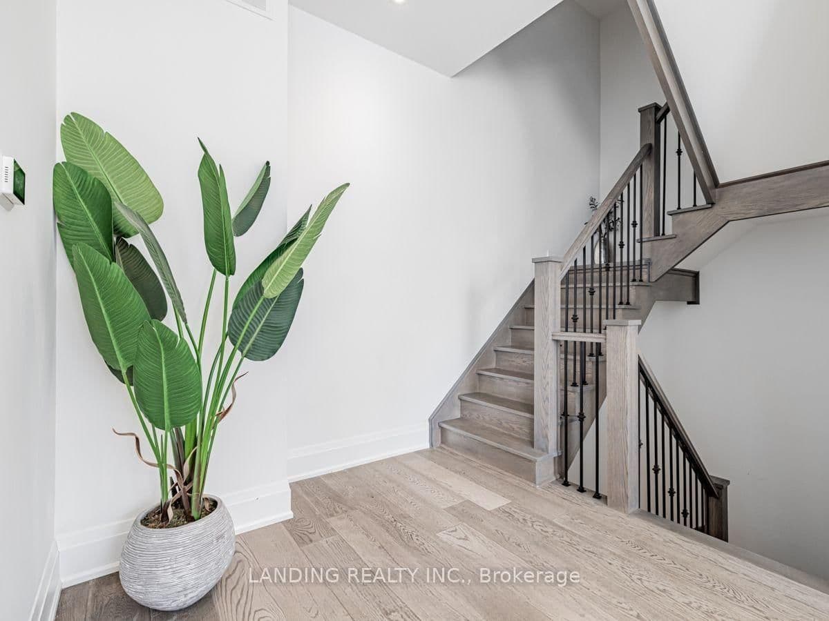 17 Greenbriar Road, Unit 1 - Image 6