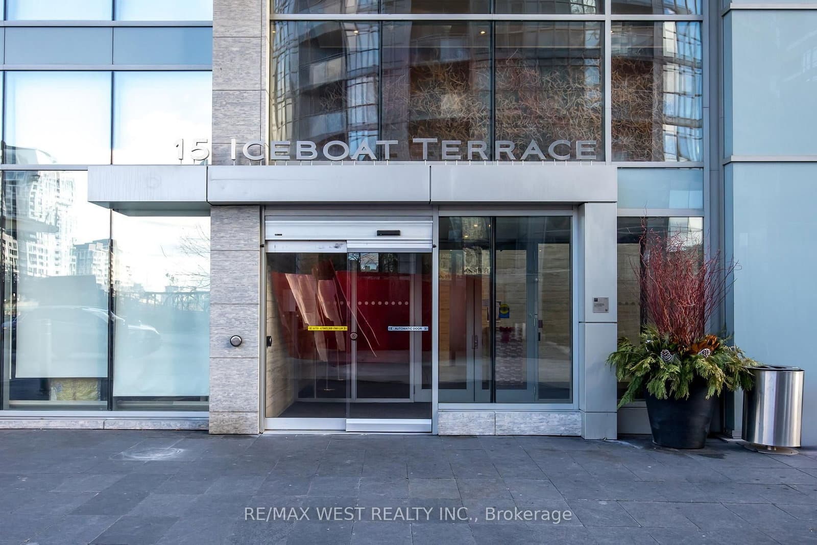 15 Iceboat Terrace, Unit 1106 - Image 2