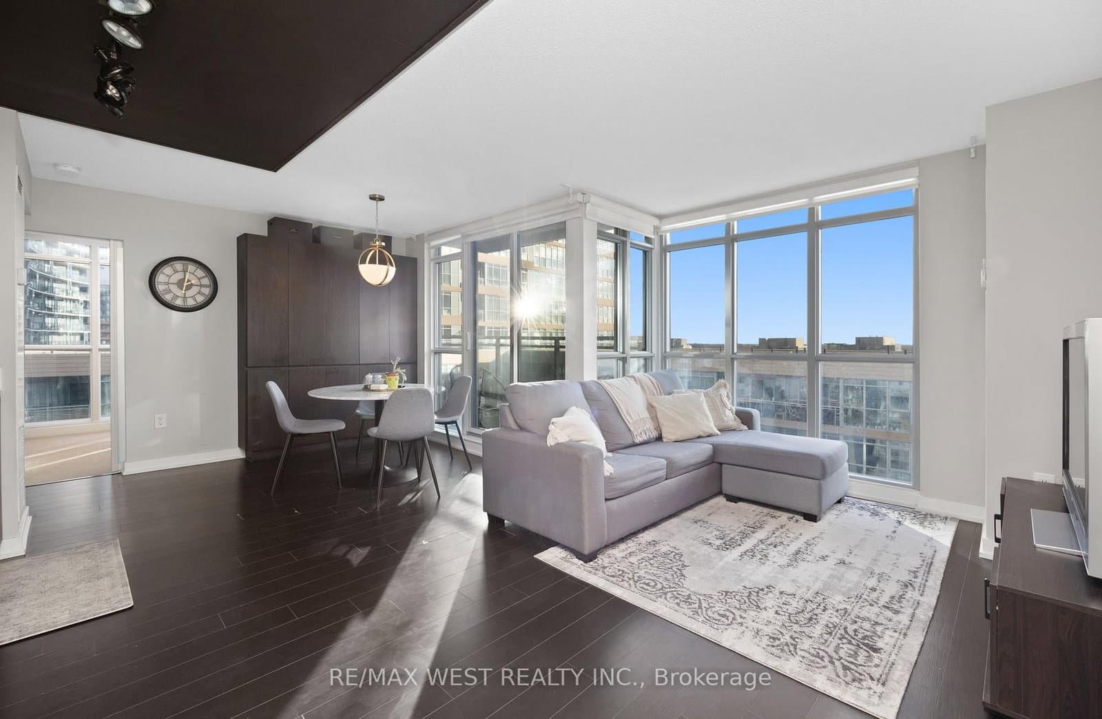 15 Iceboat Terrace, Unit 1106 - Image 4
