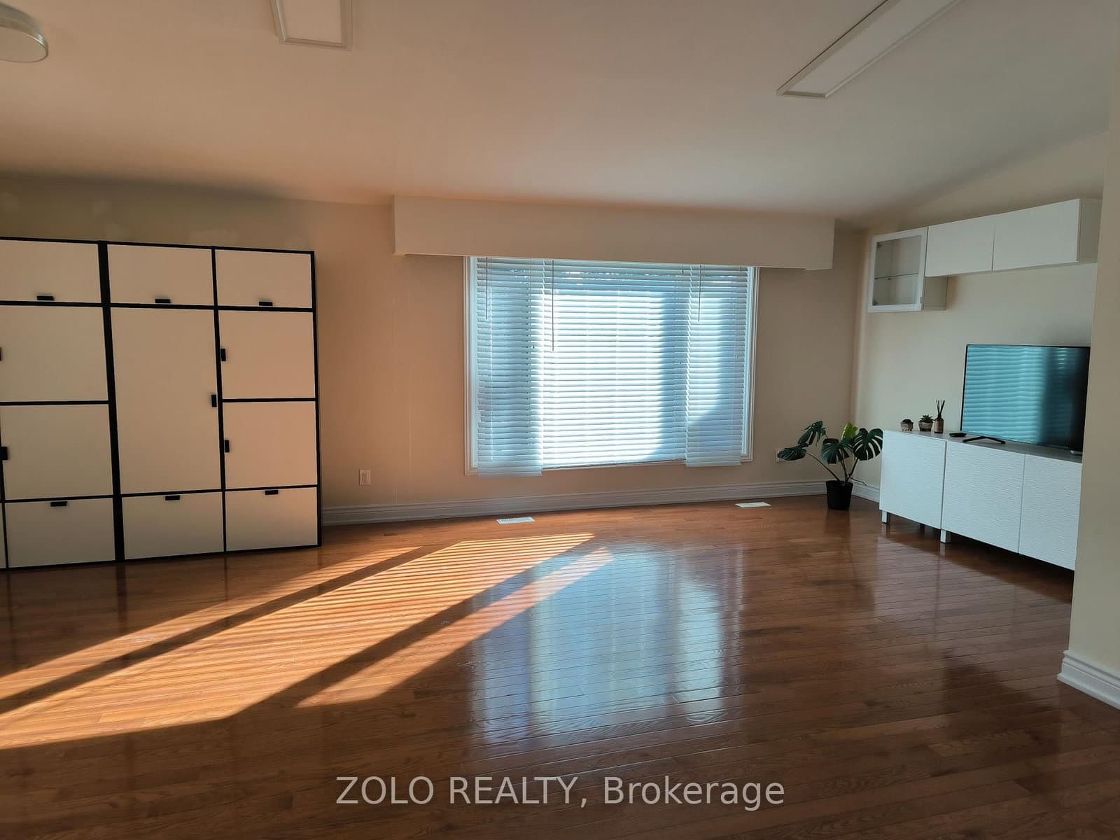 4 Cloebury Court, Unit Main Floor - Image 5