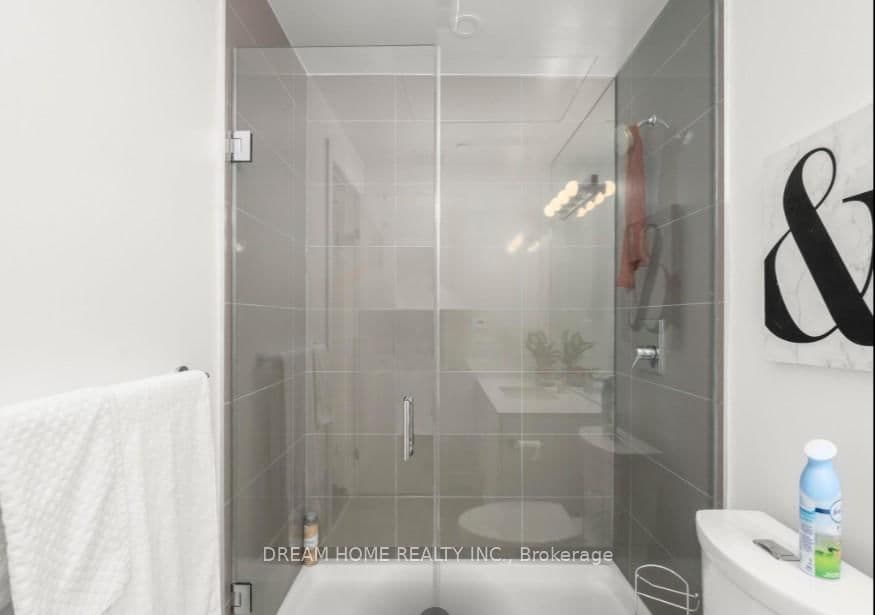 609 Avenue Road - Image 2