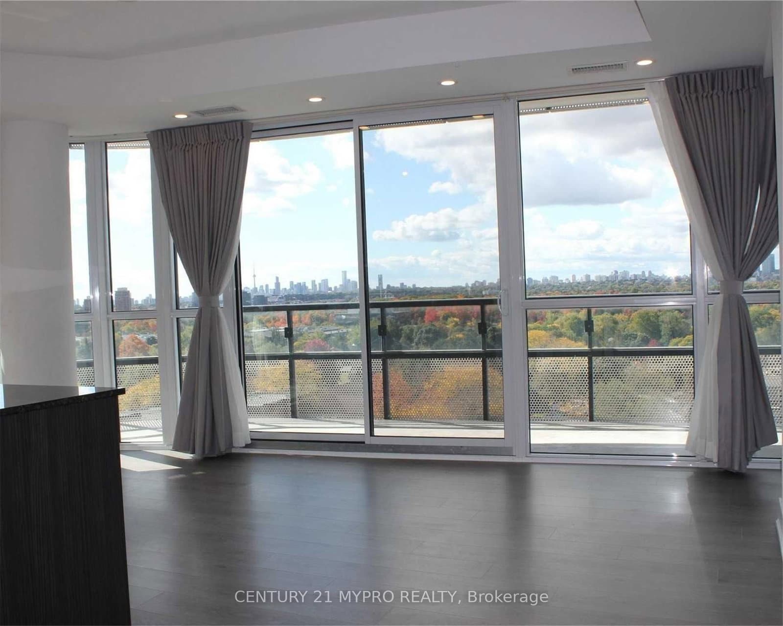 99 The Donway W, Unit 903 - Image 5