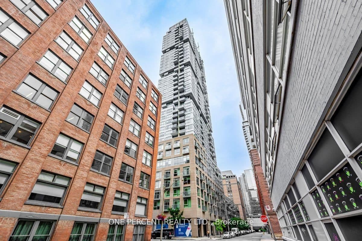 #426 - 30 Nelson Street
