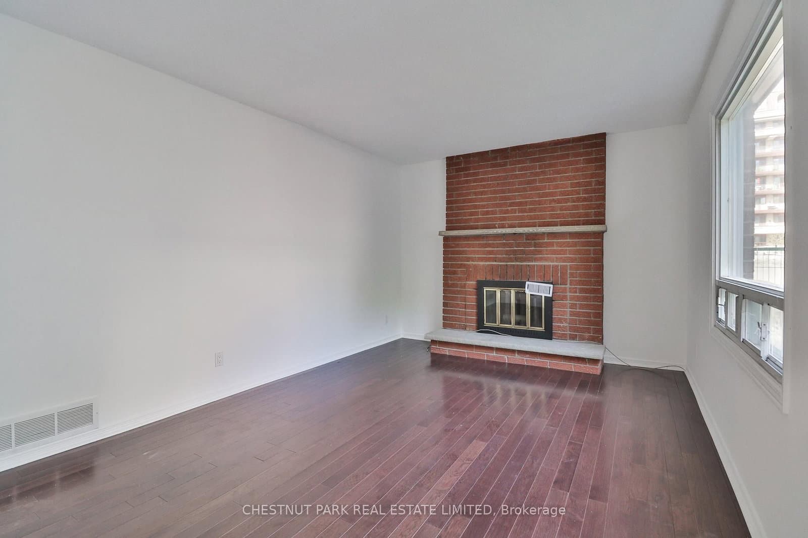 18 Dervock Crescent - Image 5