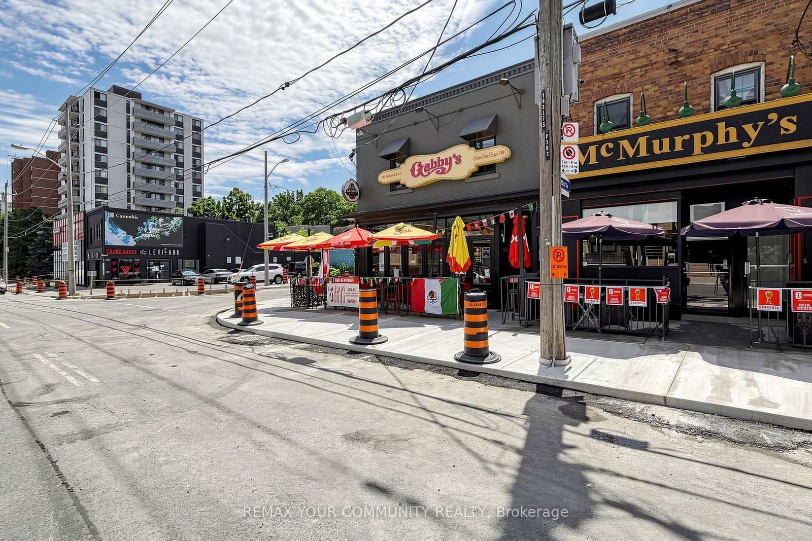 383 Eglinton Avenue E - Image 4