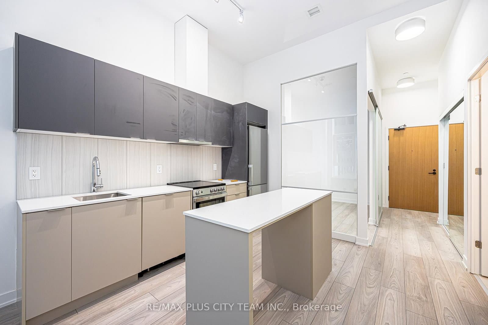 8 Tippett Road, Unit 105 - Image 5