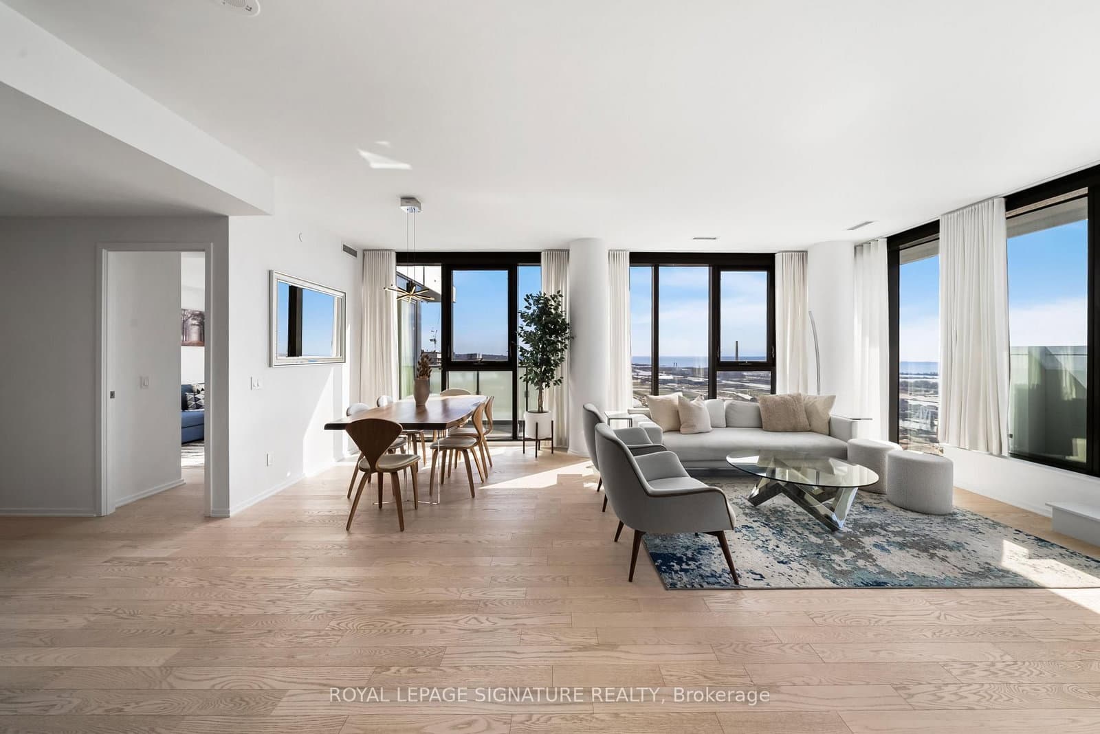 16 Bonnycastle Street, Unit 4304 - Image 2