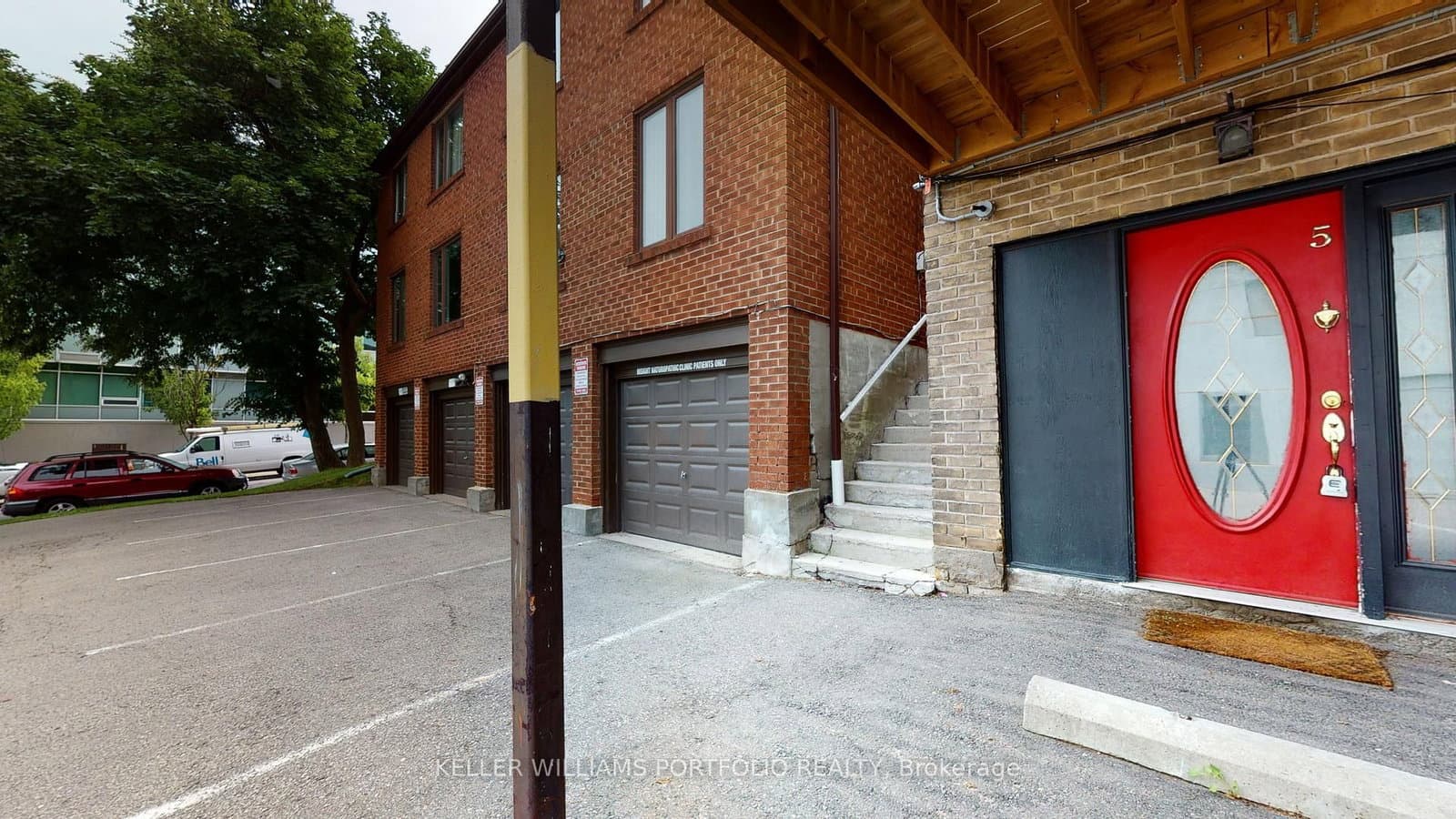 546 Eglinton Avenue E, Unit 5 - Image 4