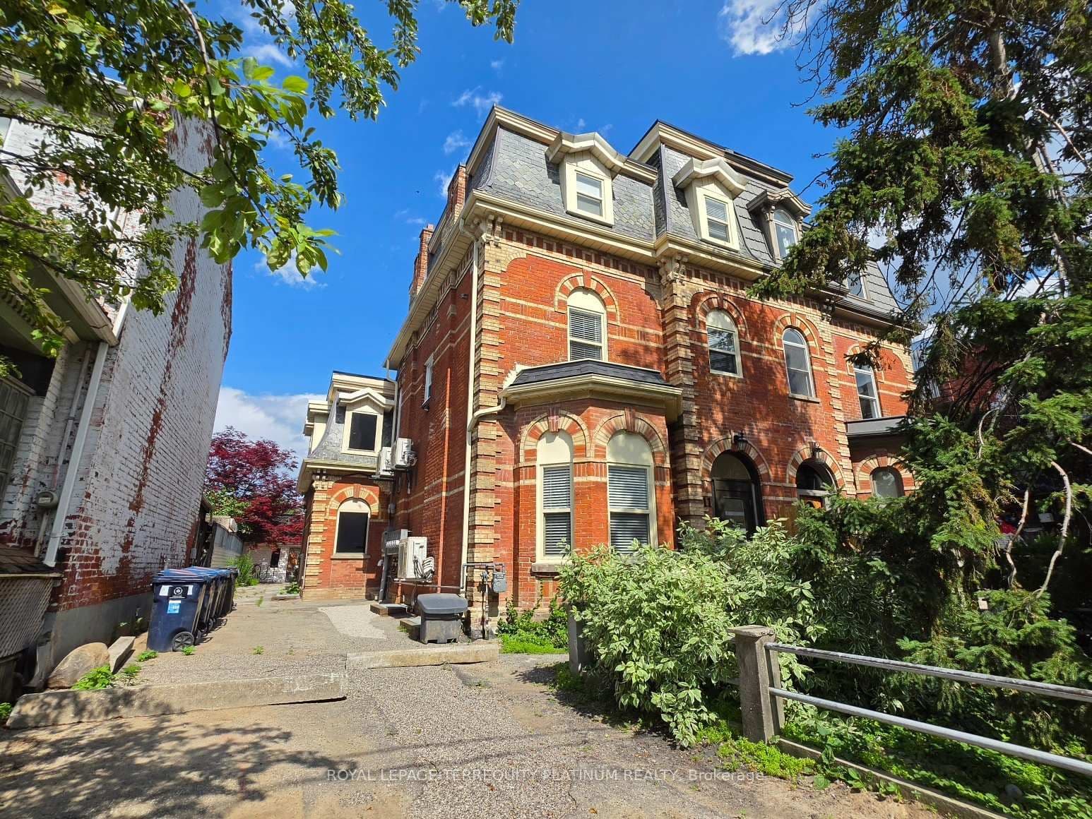 11 Beaconsfield Avenue, Unit 2/Main & Bsmnt - Image 3