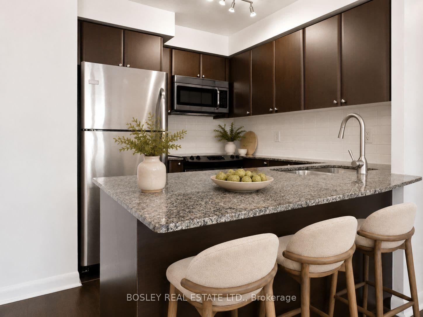 525 Wilson Avenue, Unit 633 - Image 6