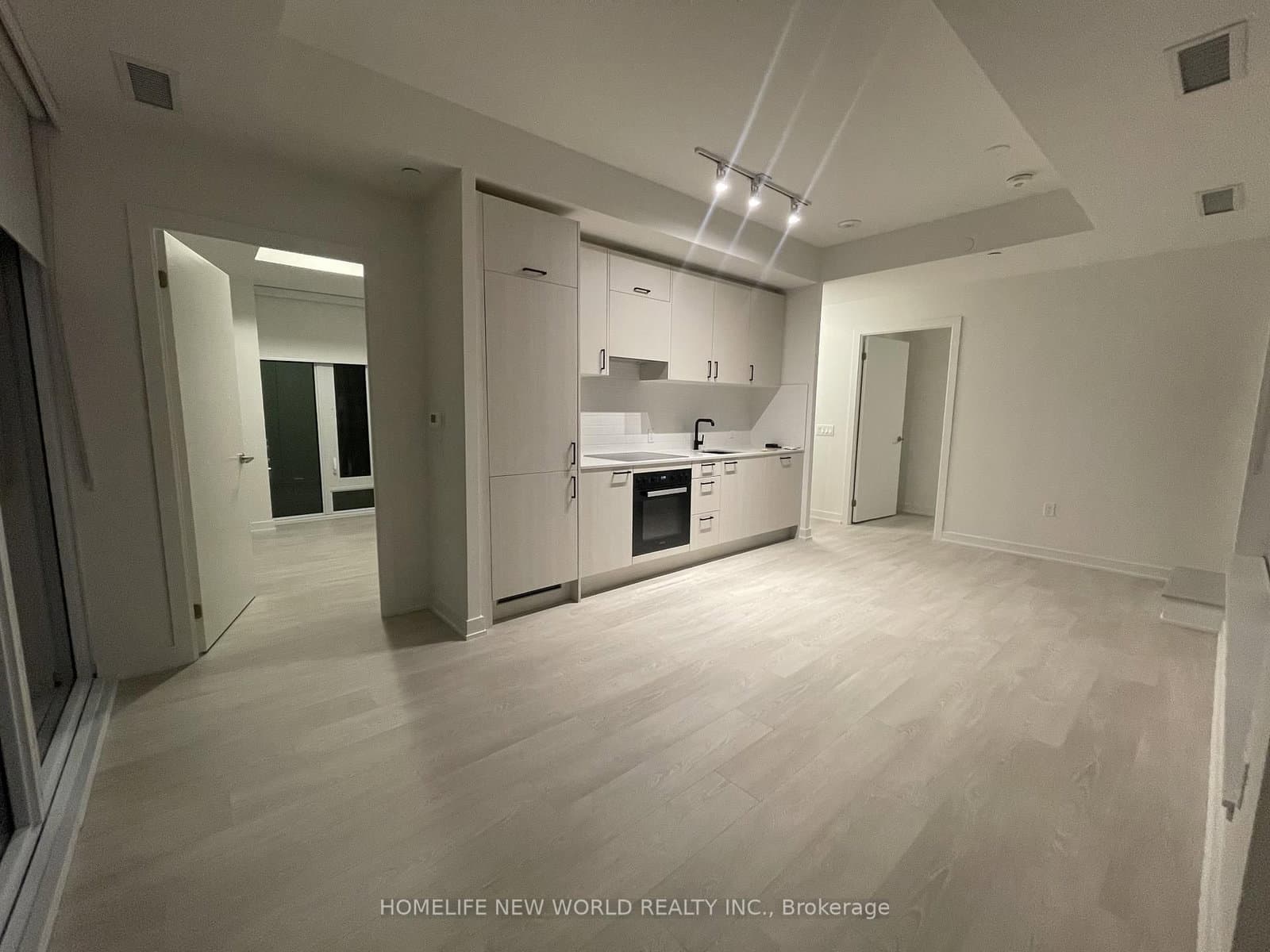 5 Quarrington Lane, Unit 1609 - Image 2