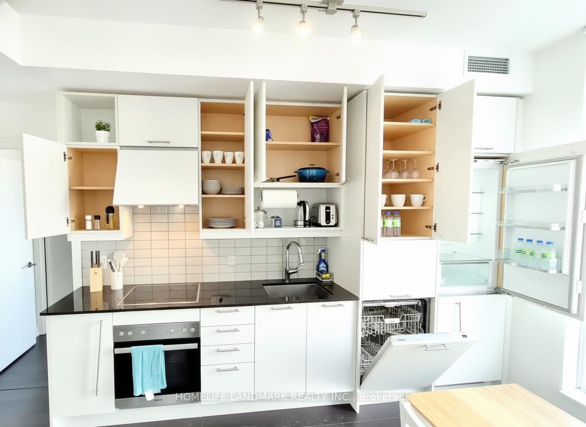 30 Nelson Street, Unit 1101 - Image 2