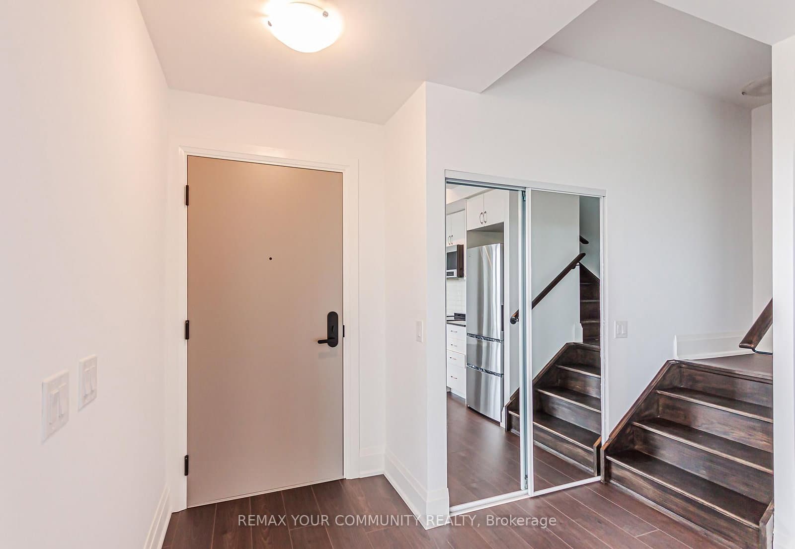700 Sheppard Avenue W, Unit 905 - Image 2
