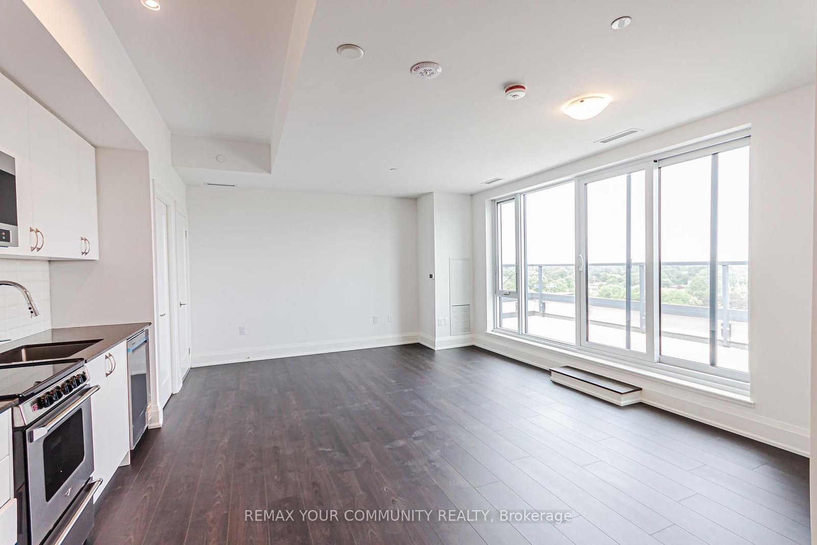 700 Sheppard Avenue W, Unit 905 - Image 3