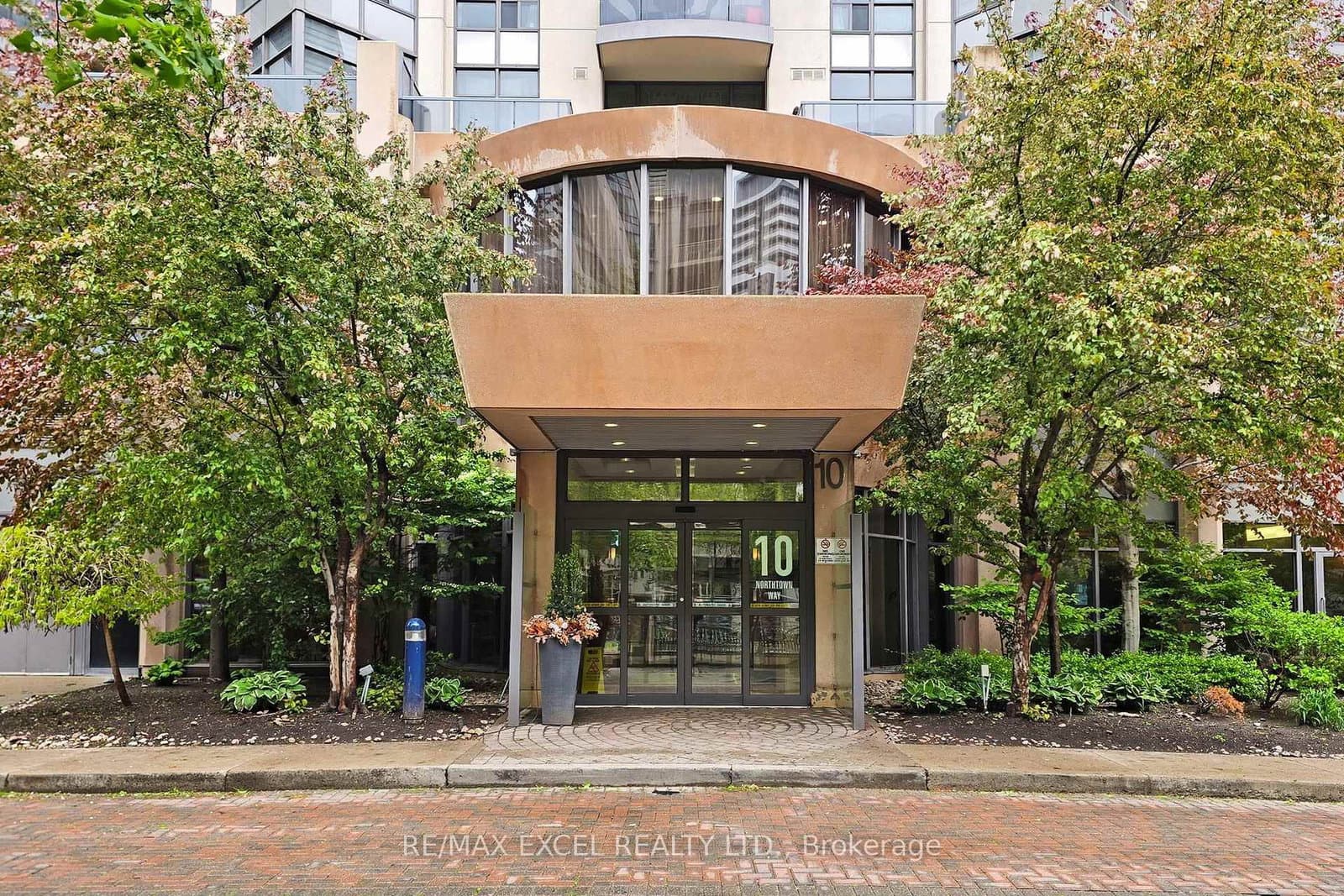 10 Northtown Way, Unit 814 - Image 5