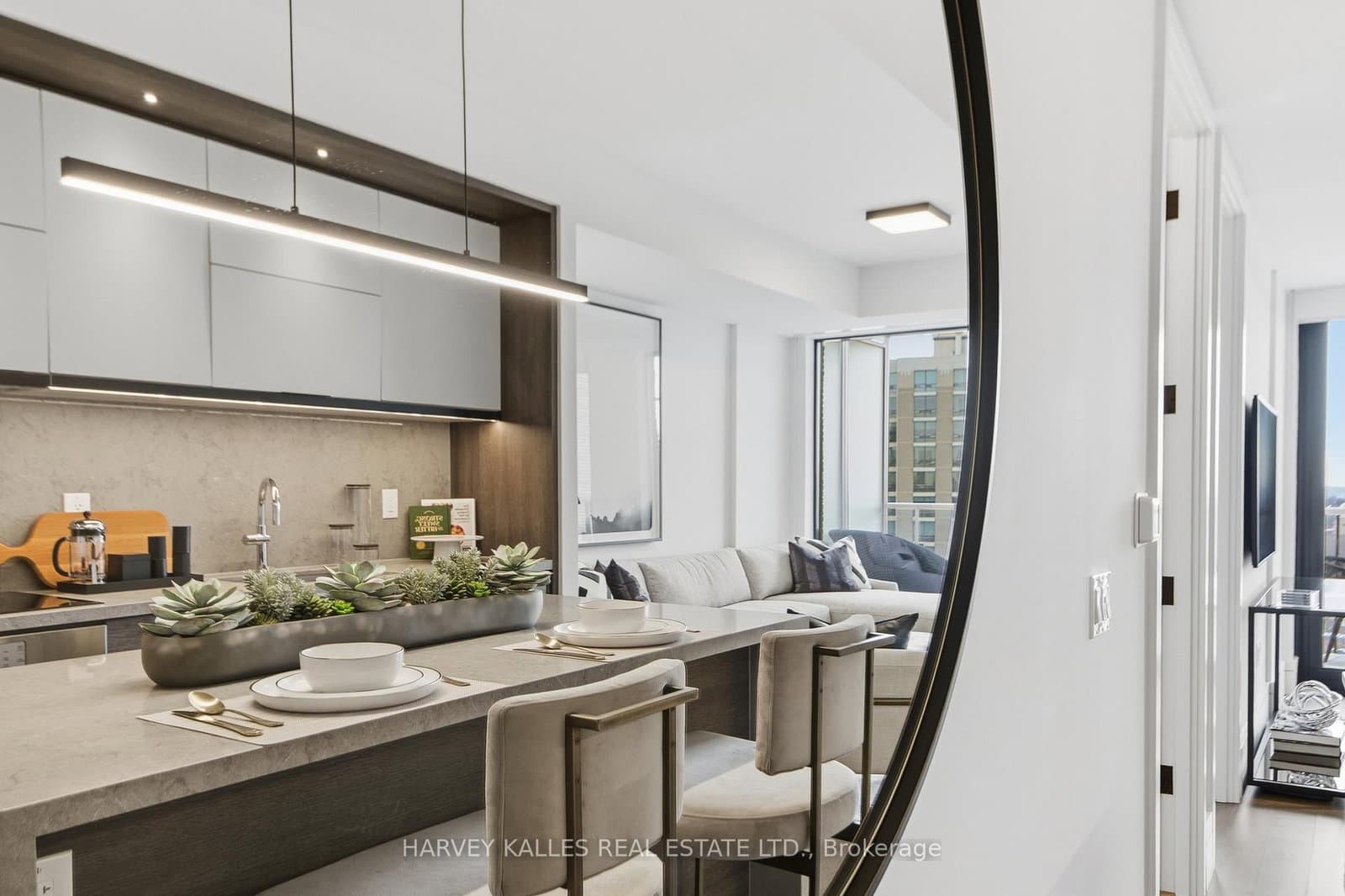 215 Lonsdale Road, Unit 1205 - Image 3