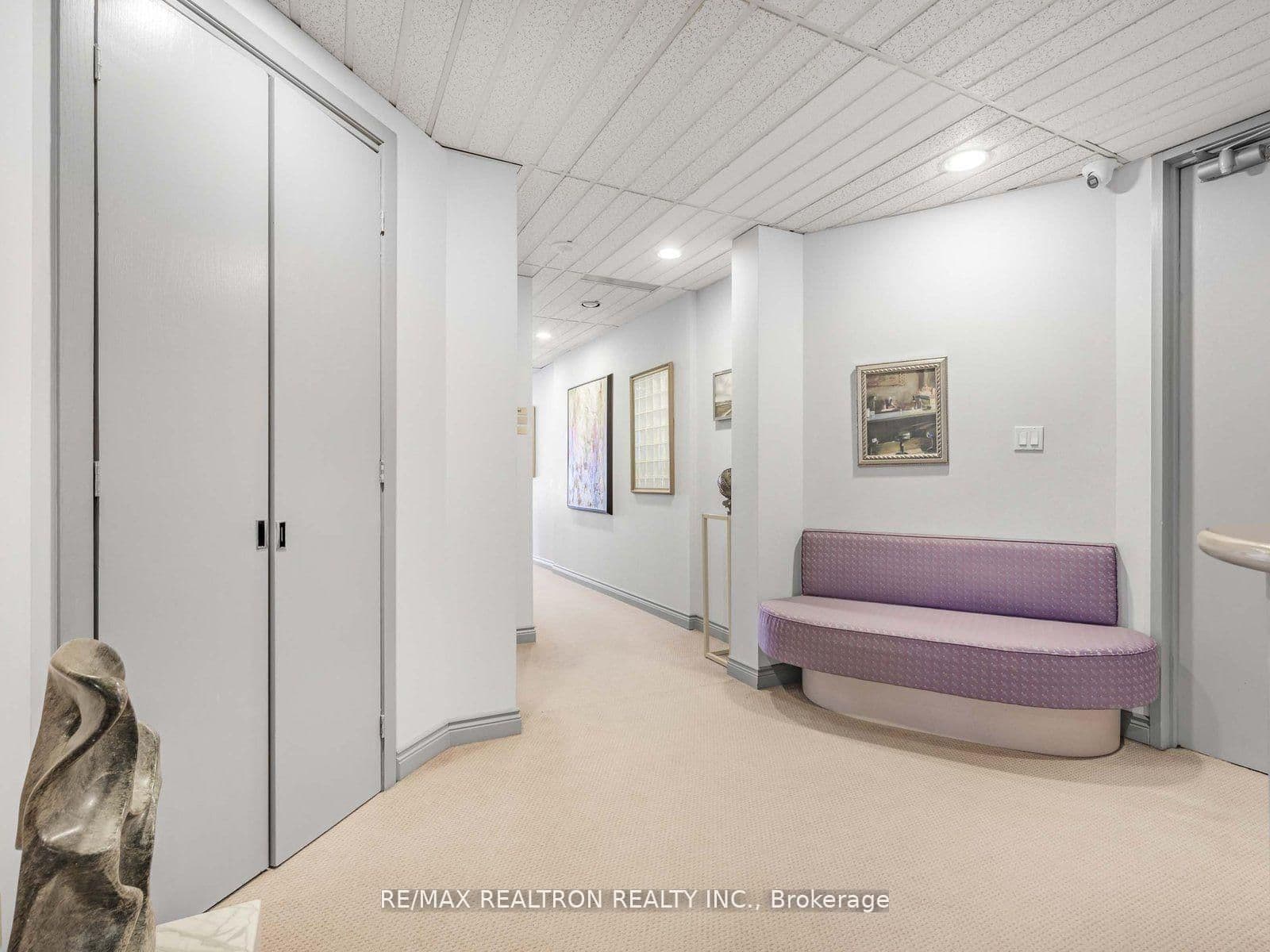 120 Carlton Street, Unit 404 - Image 4