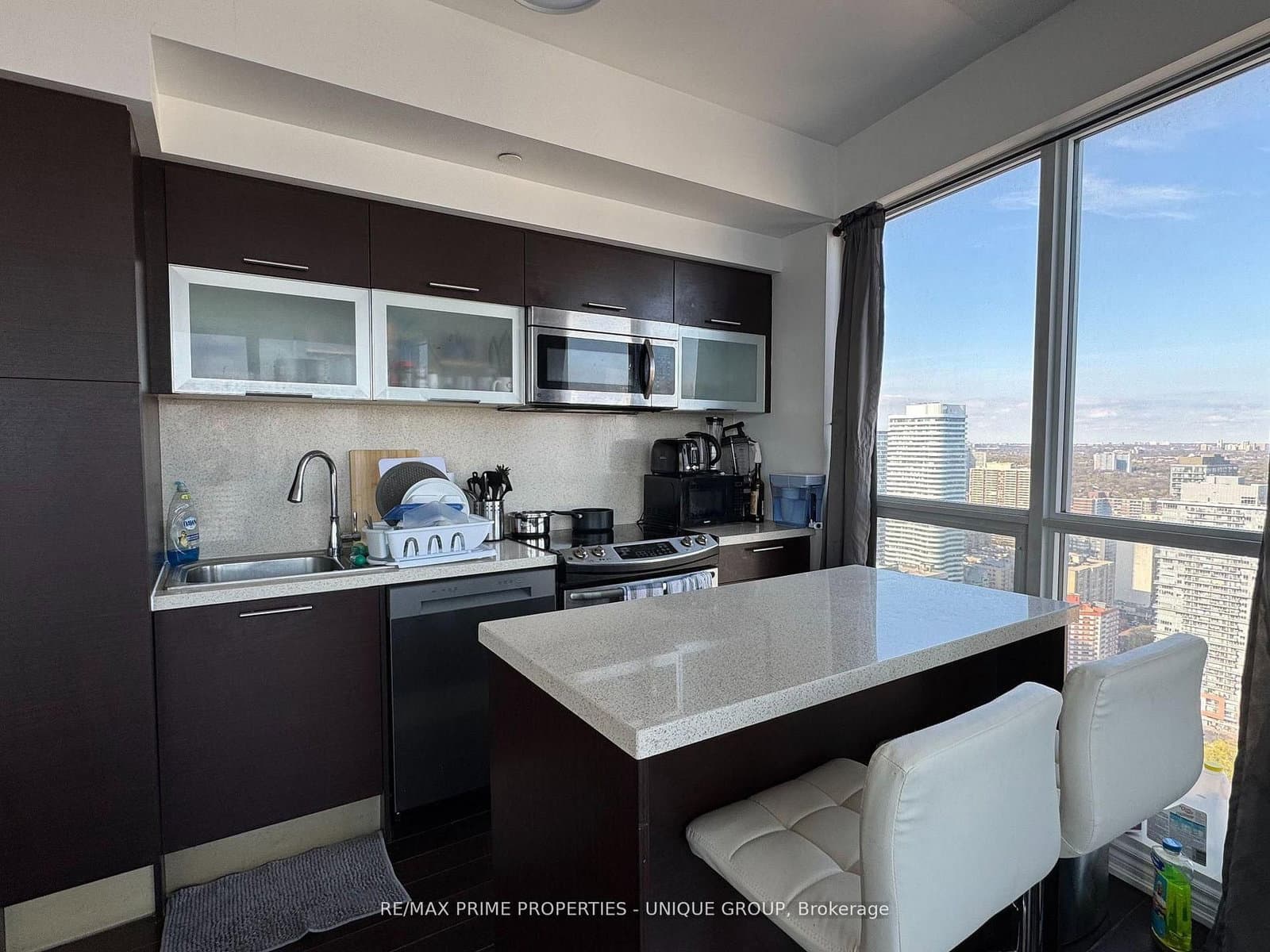 386 Yonge Street, Unit 3807 - Image 3