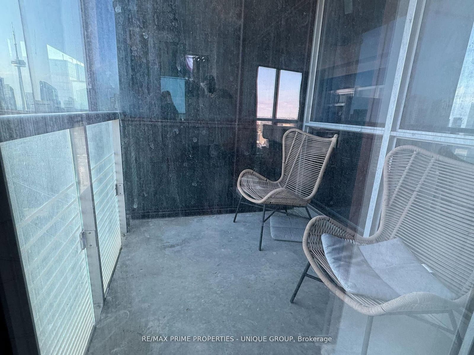 386 Yonge Street, Unit 3807 - Image 6