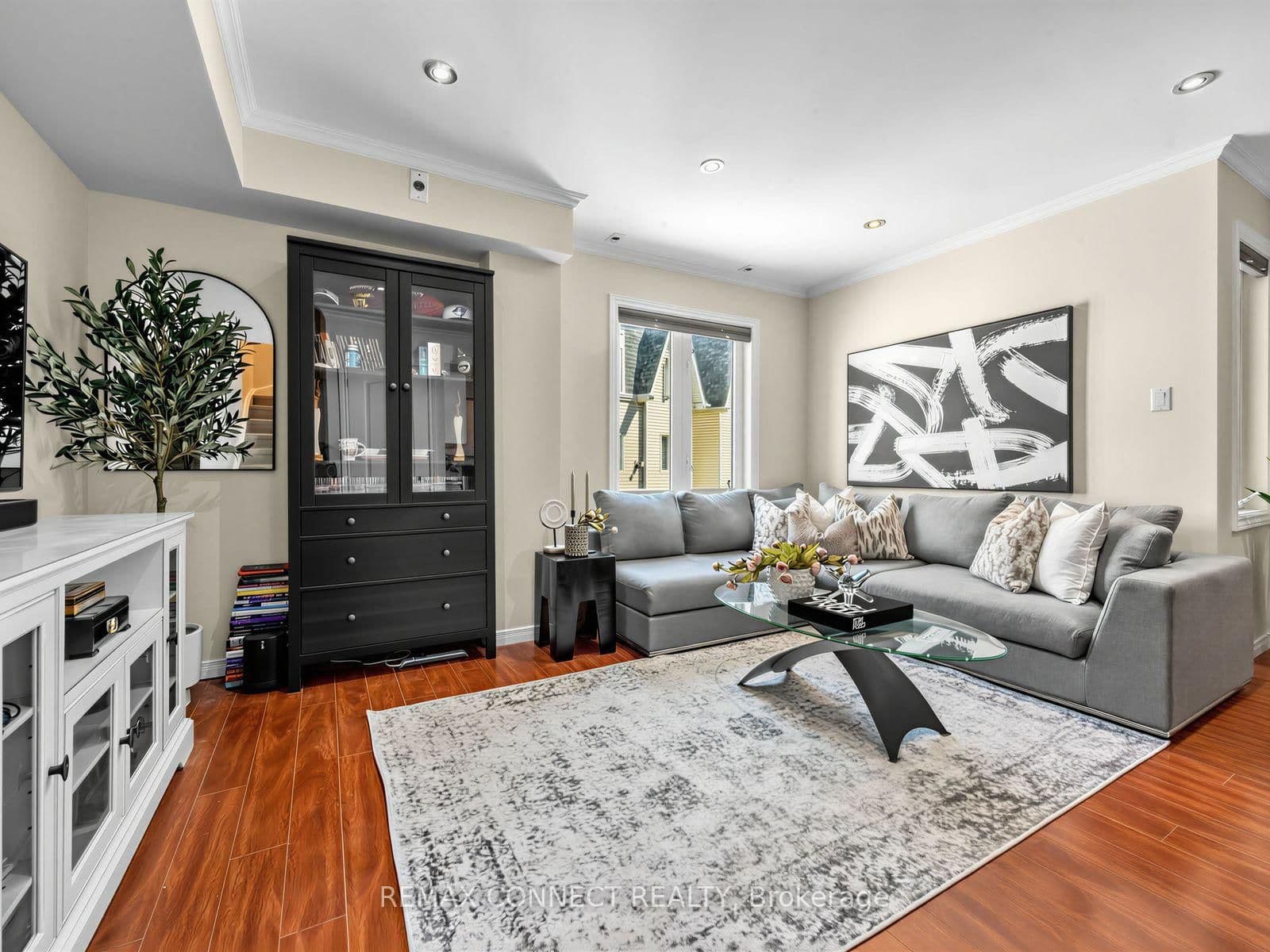 12 Sudbury Street, Unit 605 - Image 5