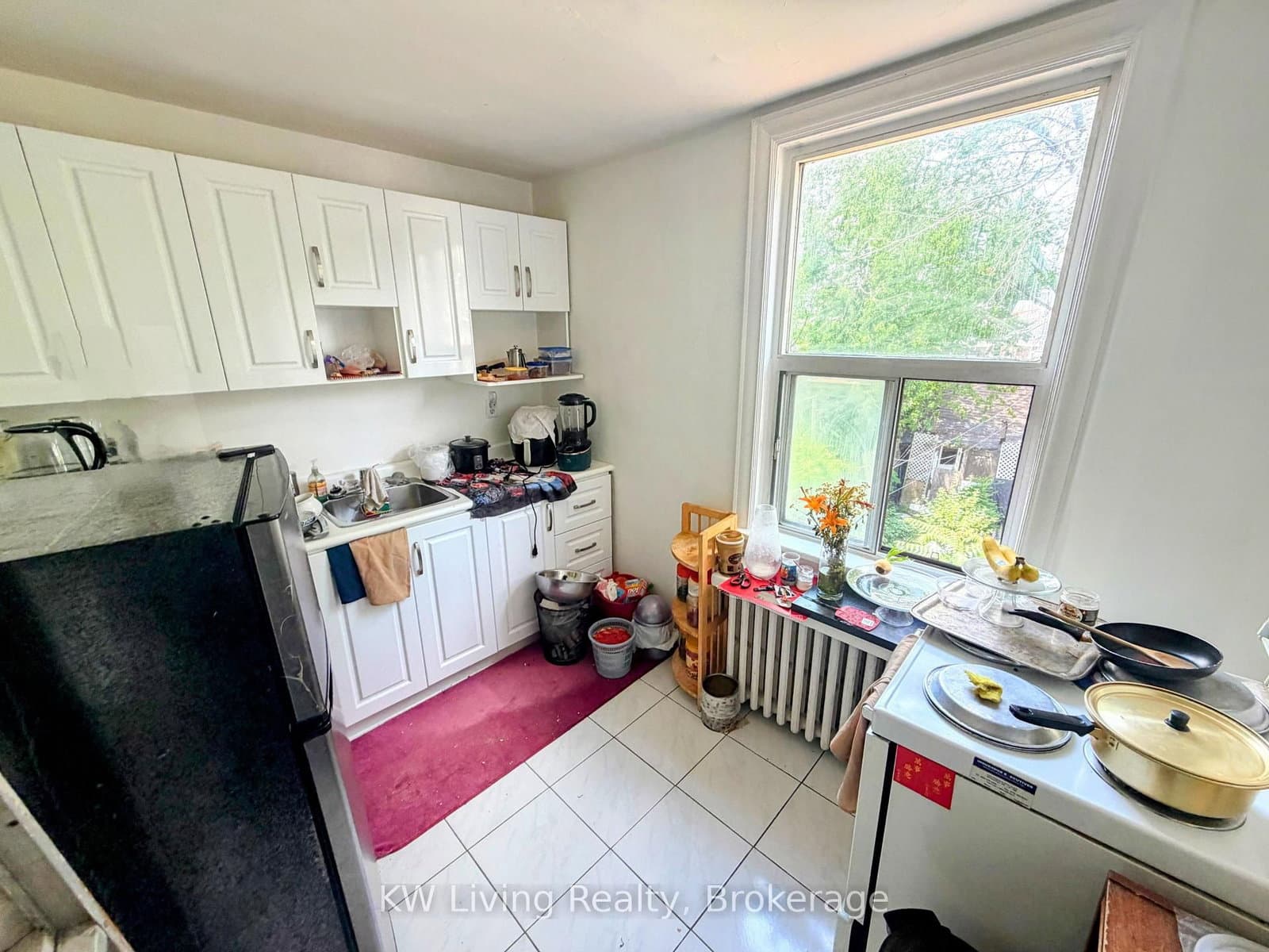 636 Clinton Street - Image 2