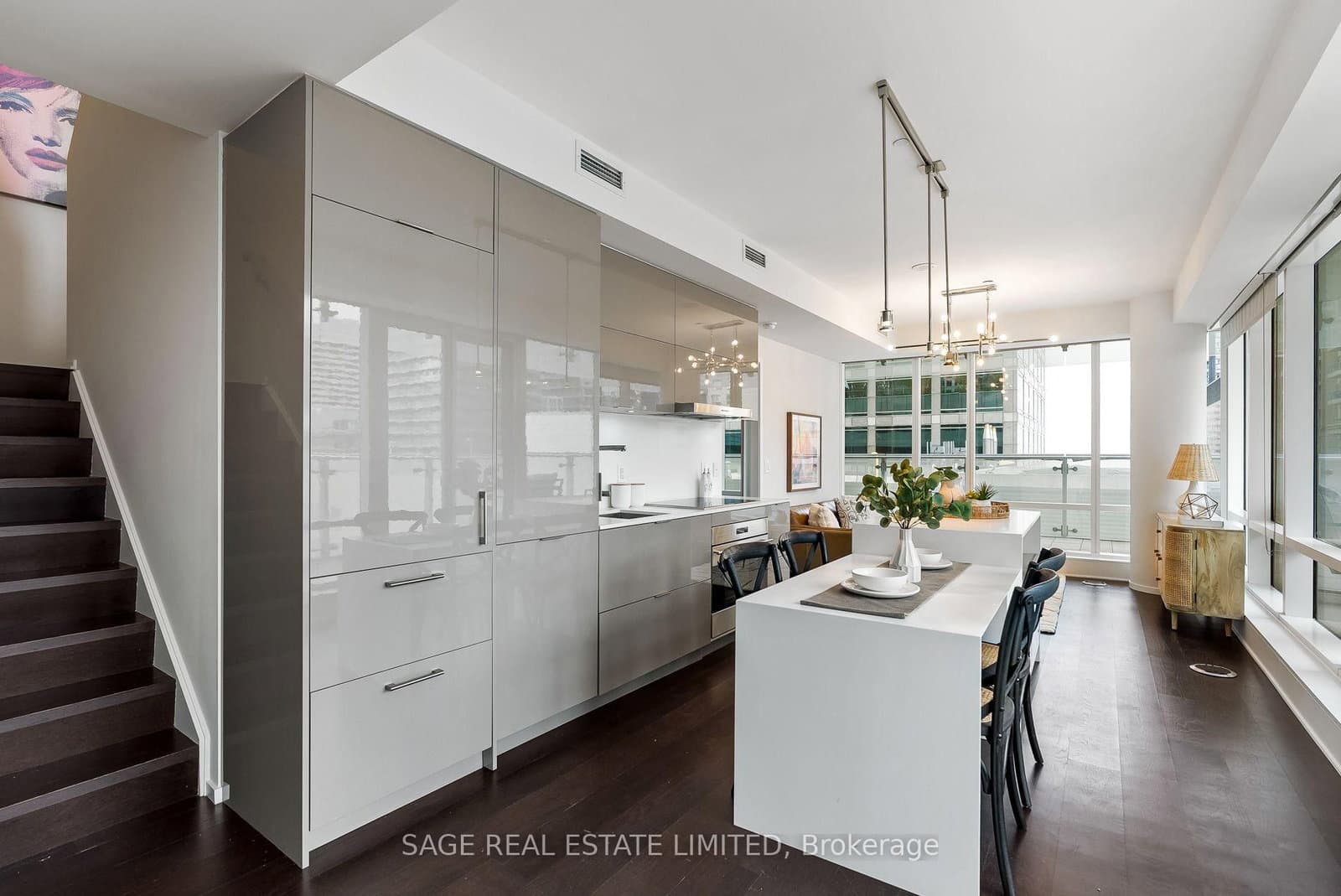1 Bloor Street E, Unit 510 - Image 3