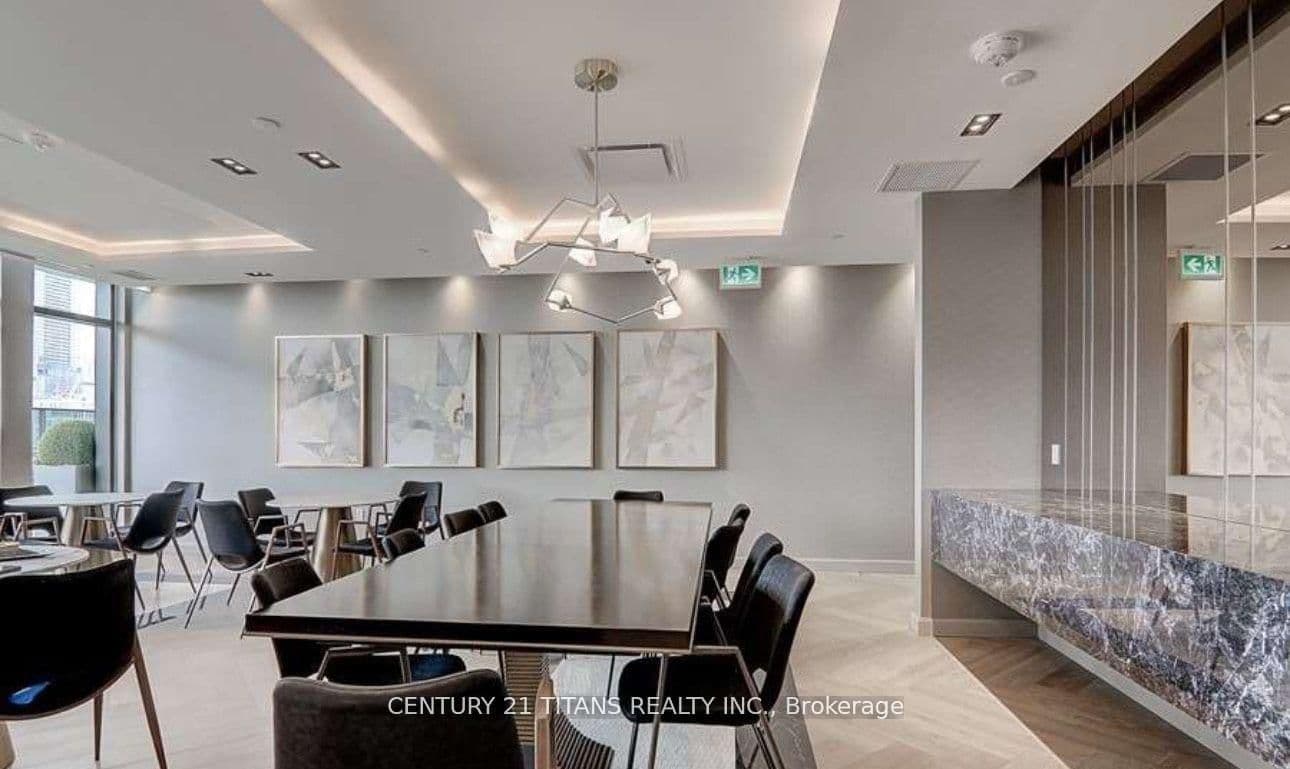 330 Richmond Street W, Unit 616 - Image 2